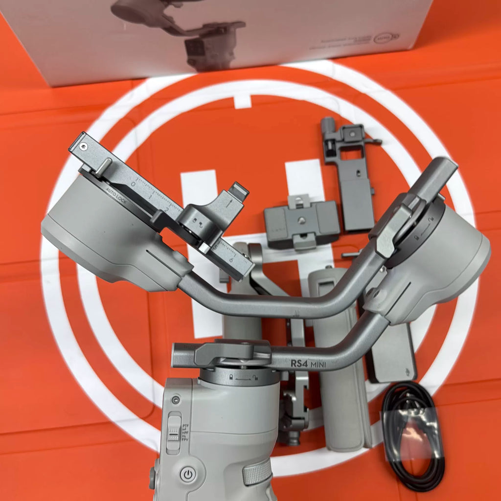 DJI RS 4 Mini Camera Stabilizer Fly More Combo – Used – photo 5
