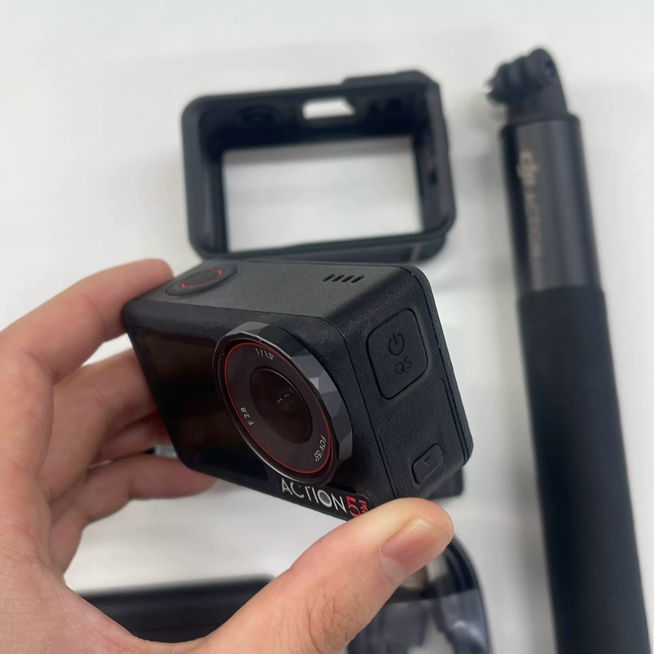 DJI Osmo Action 5 Pro Action Camera 3-Battery Adventure Combo – Used #2 – photo 3