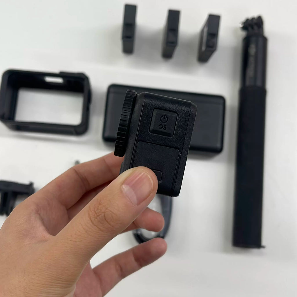 DJI Osmo Action 4 Action Camera 3-Battery Adventure Combo – Used – photo 4