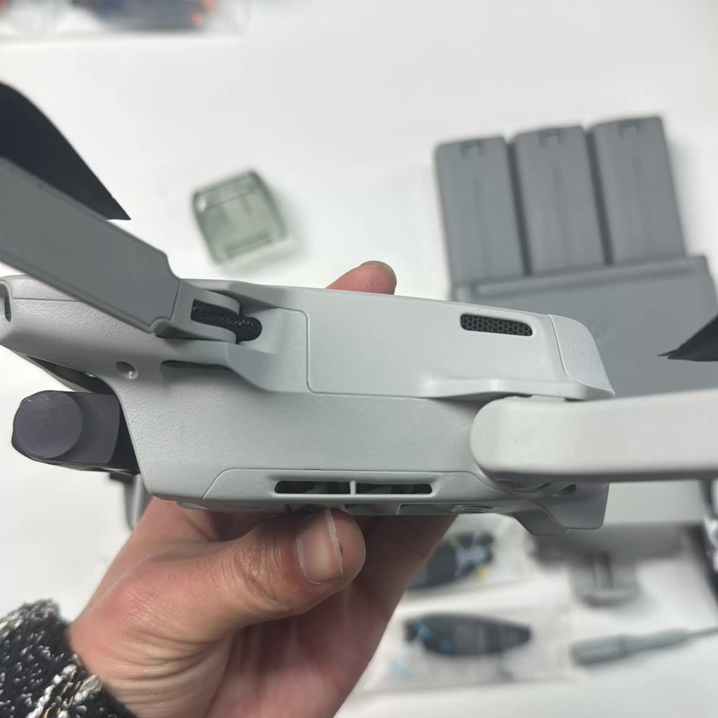 DJI Mini 4 Drone Screen Remote Combo – Used – photo 4