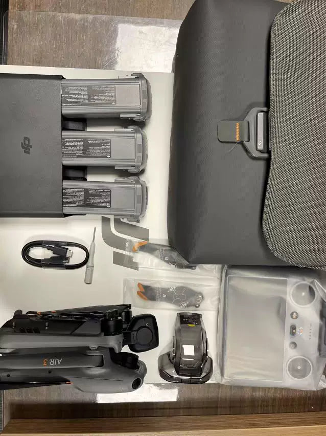 DJI Air 3 Drone Screen Remote Combo – Used – photo 5