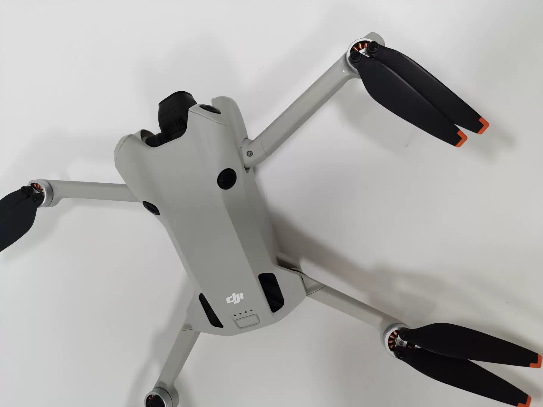 DJI Mini 4 Pro Drone Fly More Combo – Brand New – photo 3