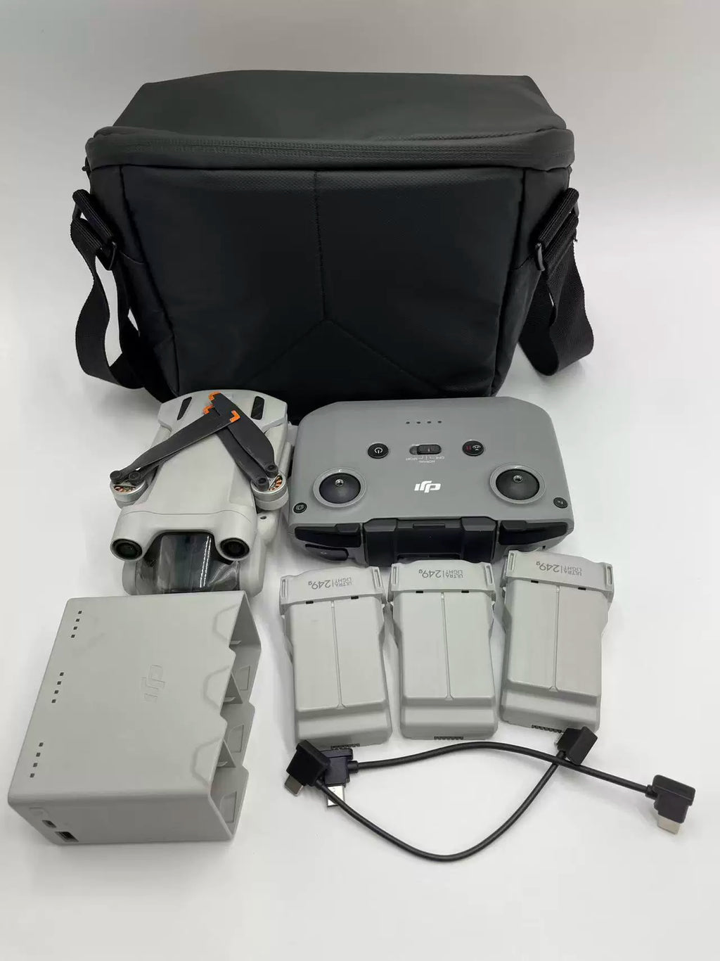 DJI Mini 3 Pro Fly More Combo – open box, grade B – photo 1