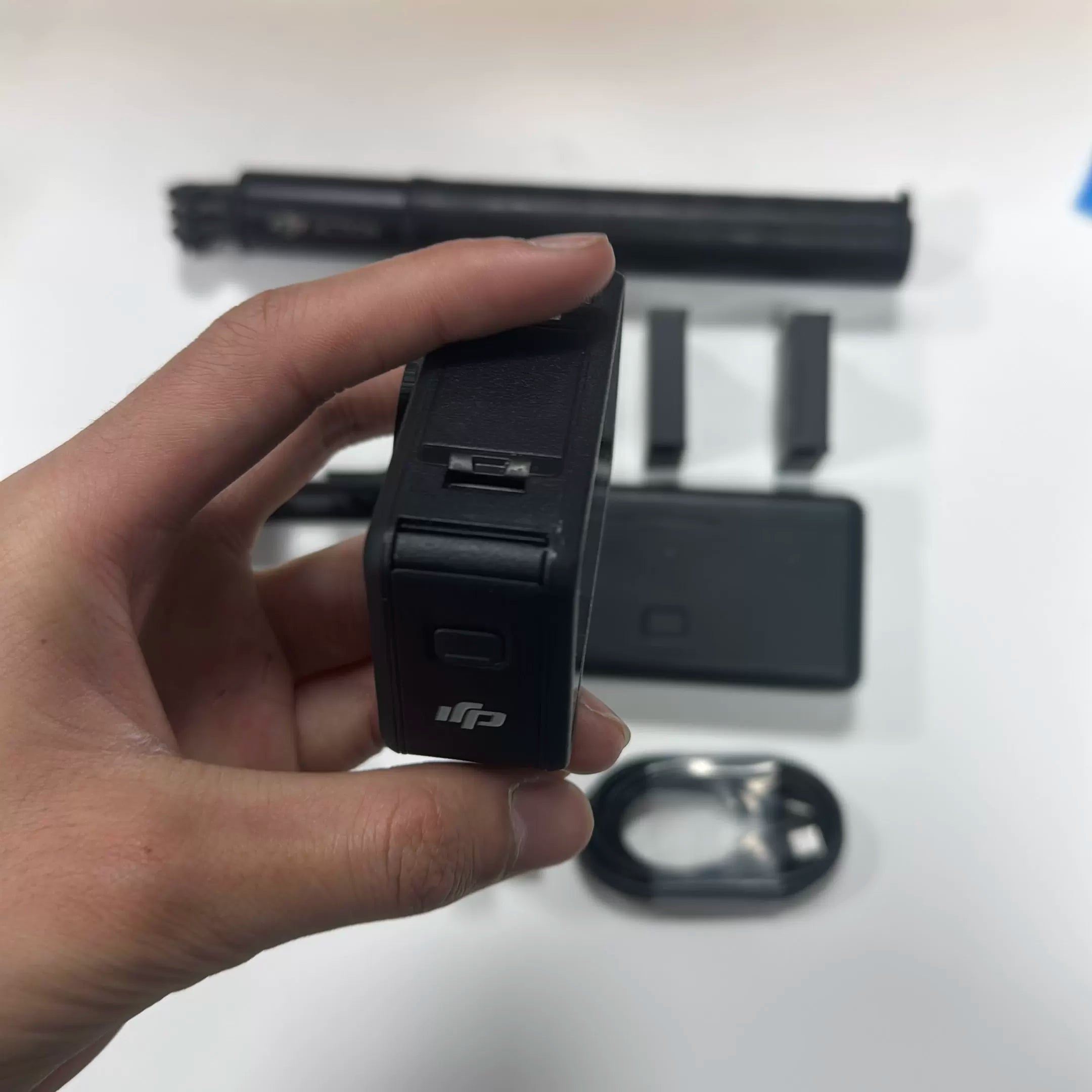 DJI Osmo Action 4 Action Camera Adventure Combo – Used #3 – photo 4