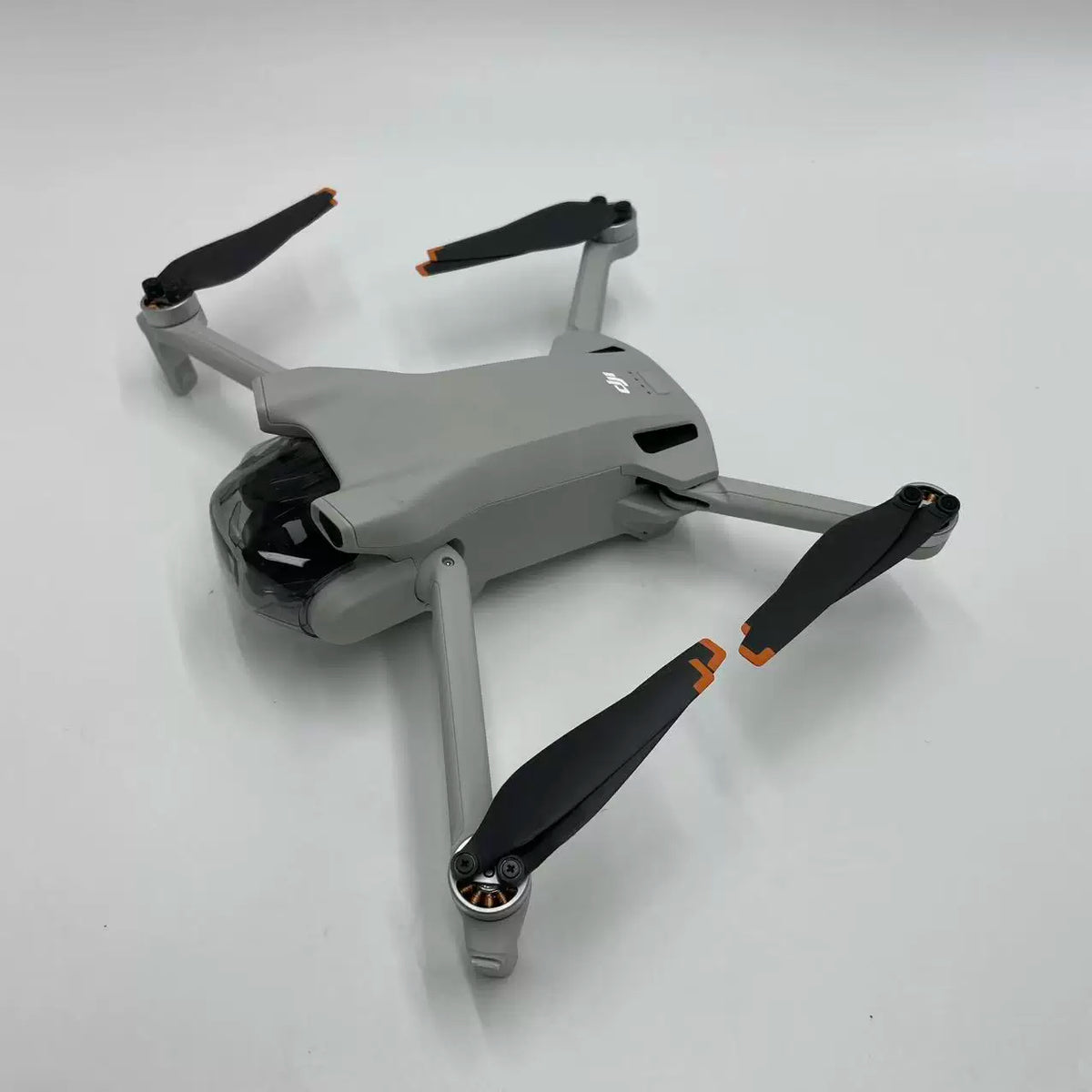 DJI Mini 3 Standard Combo (Under DJI Warranty) – open box, grade A – photo 3