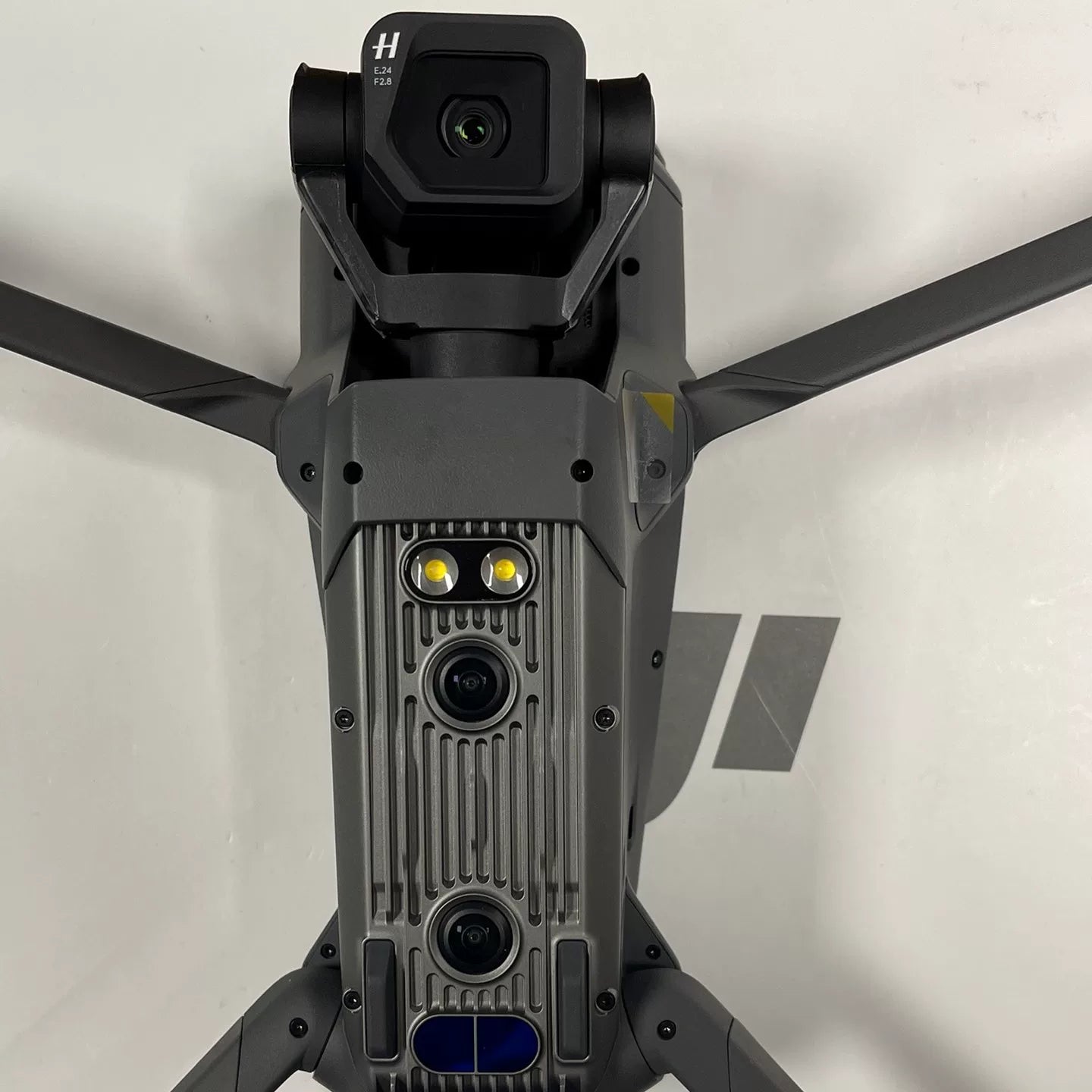 DJI Mavic 3 Classic Drone – Used – photo 3