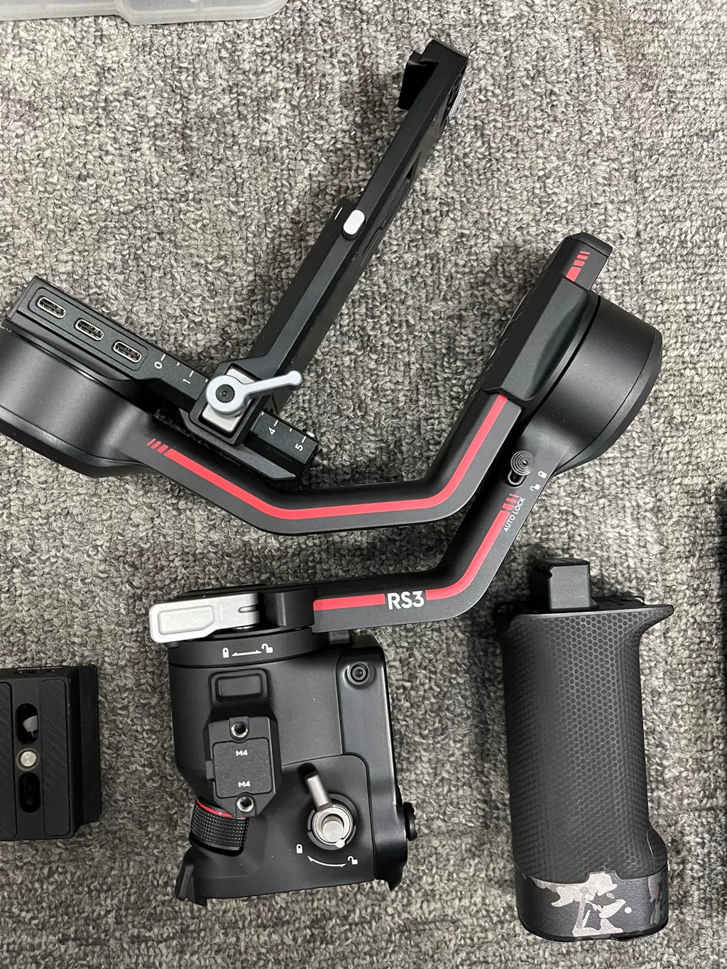DJI RS 3 Camera Stabilizer Standard Combo – Used – photo 3