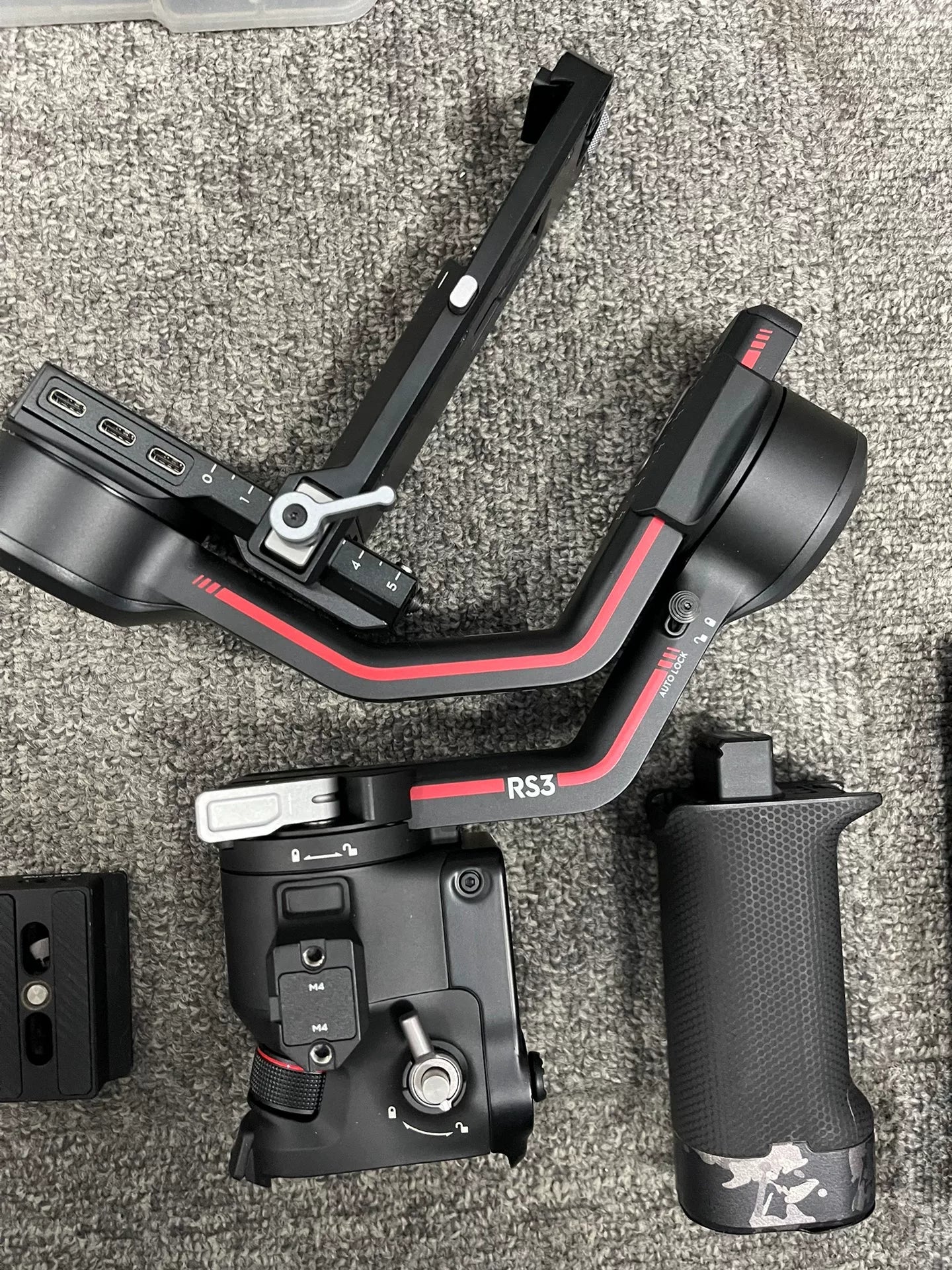 DJI RS 3 Camera Stabilizer Standard Combo – Used – photo 3