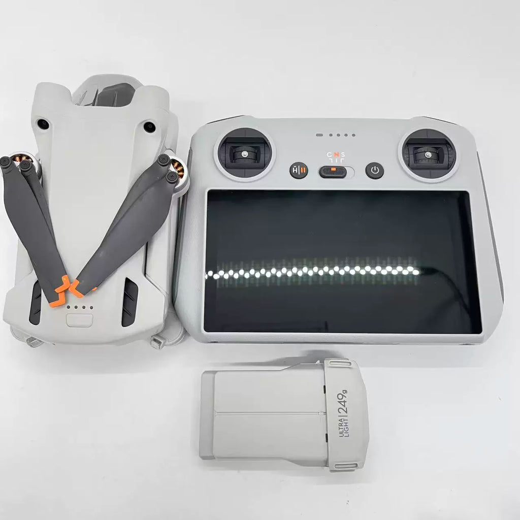 DJI Mini 3 Pro with Screen Remote (DJI RC) – open box, grade B – photo 4