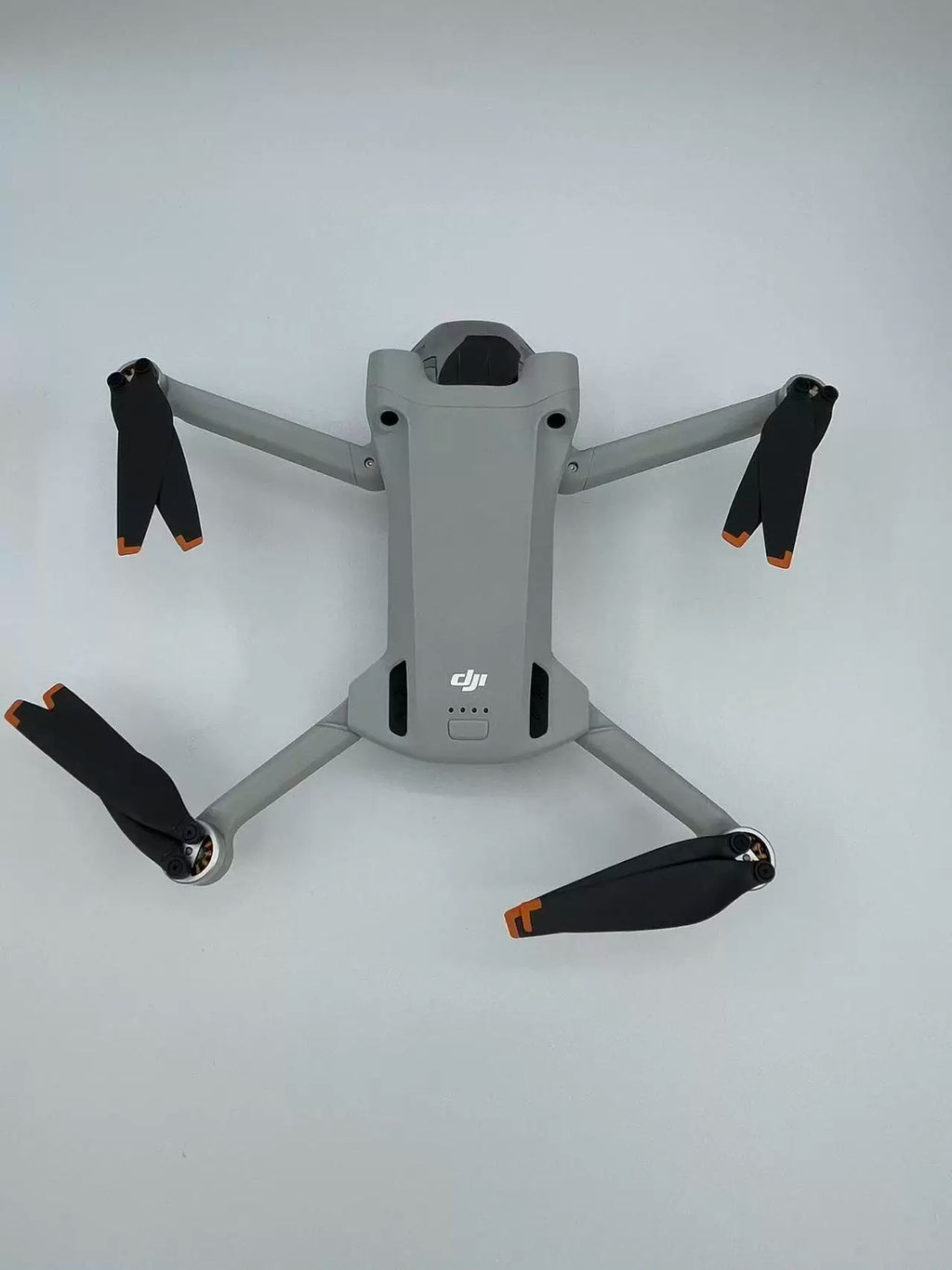 DJI Mini 3 Pro with Screen Remote (DJI RC) – open box, grade B – photo 5