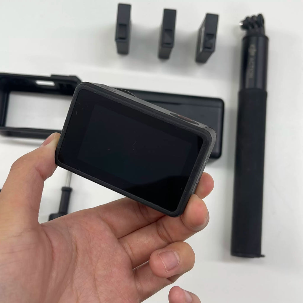 DJI Osmo Action 4 Action Camera 3-Battery Adventure Combo – Used – photo 5
