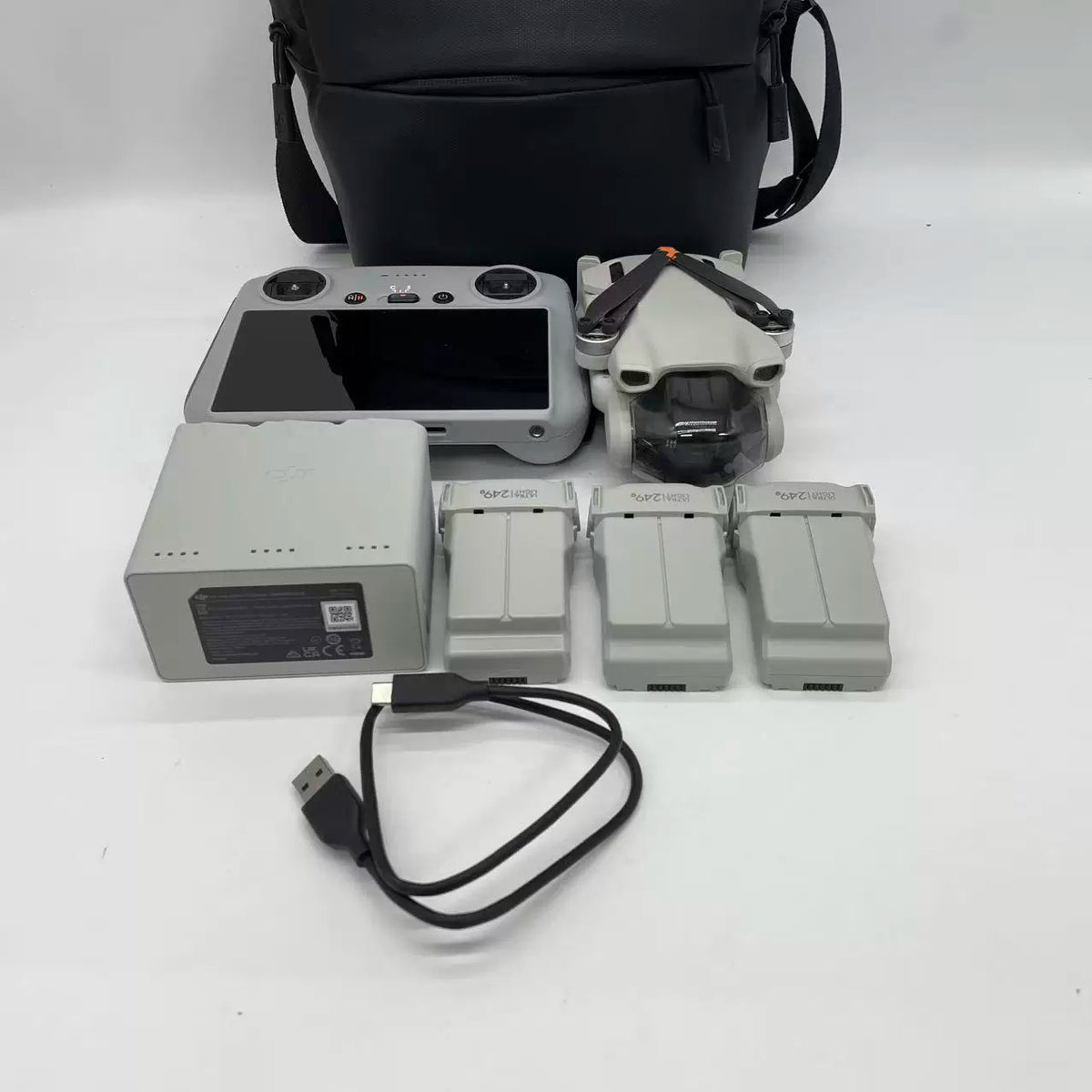 DJI Mini 3 (with Screen Remote (DJI RC)) – open box, grade B – photo 2