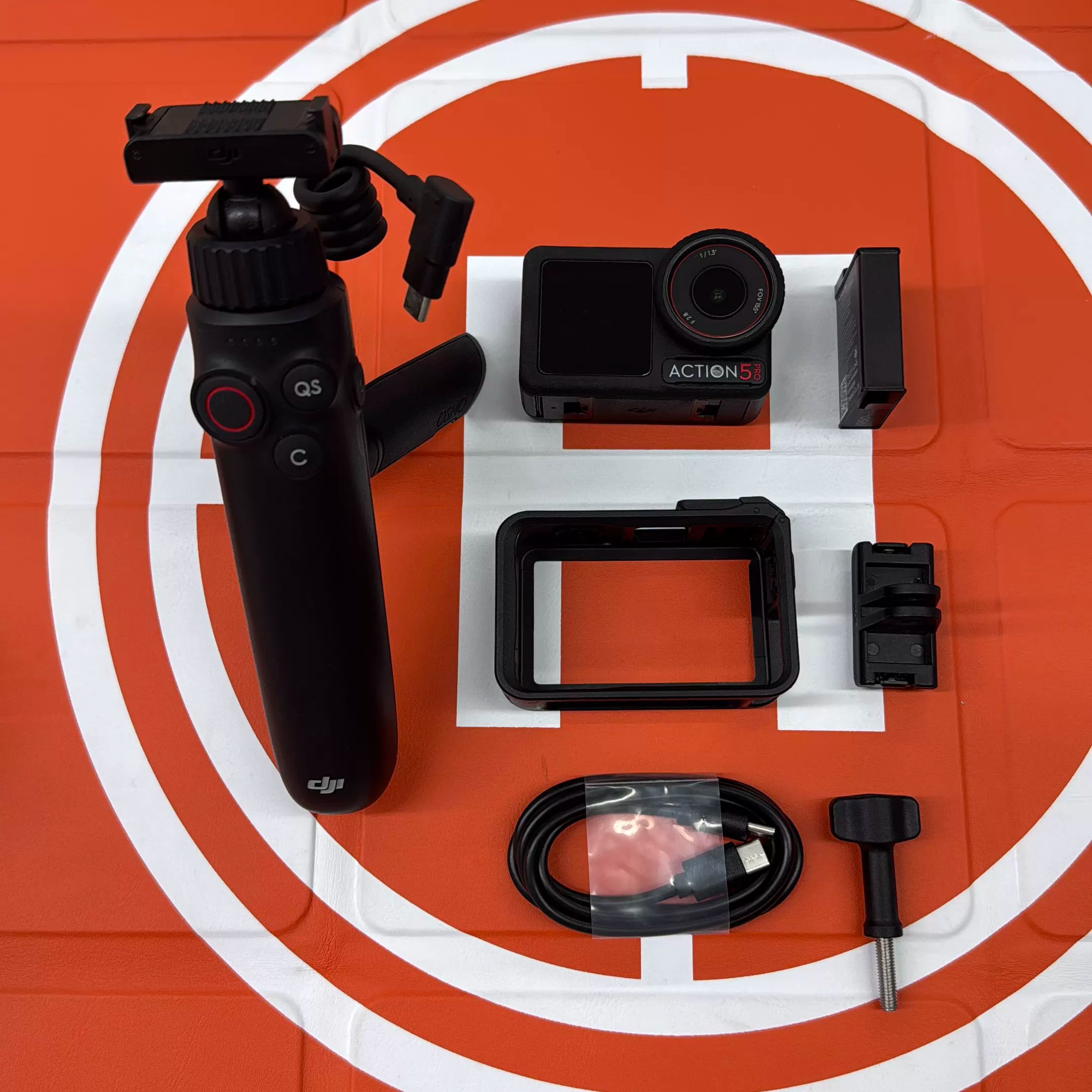 DJI Osmo Action 5 Pro Action Camera Standard Combo – Used #8 – photo 1