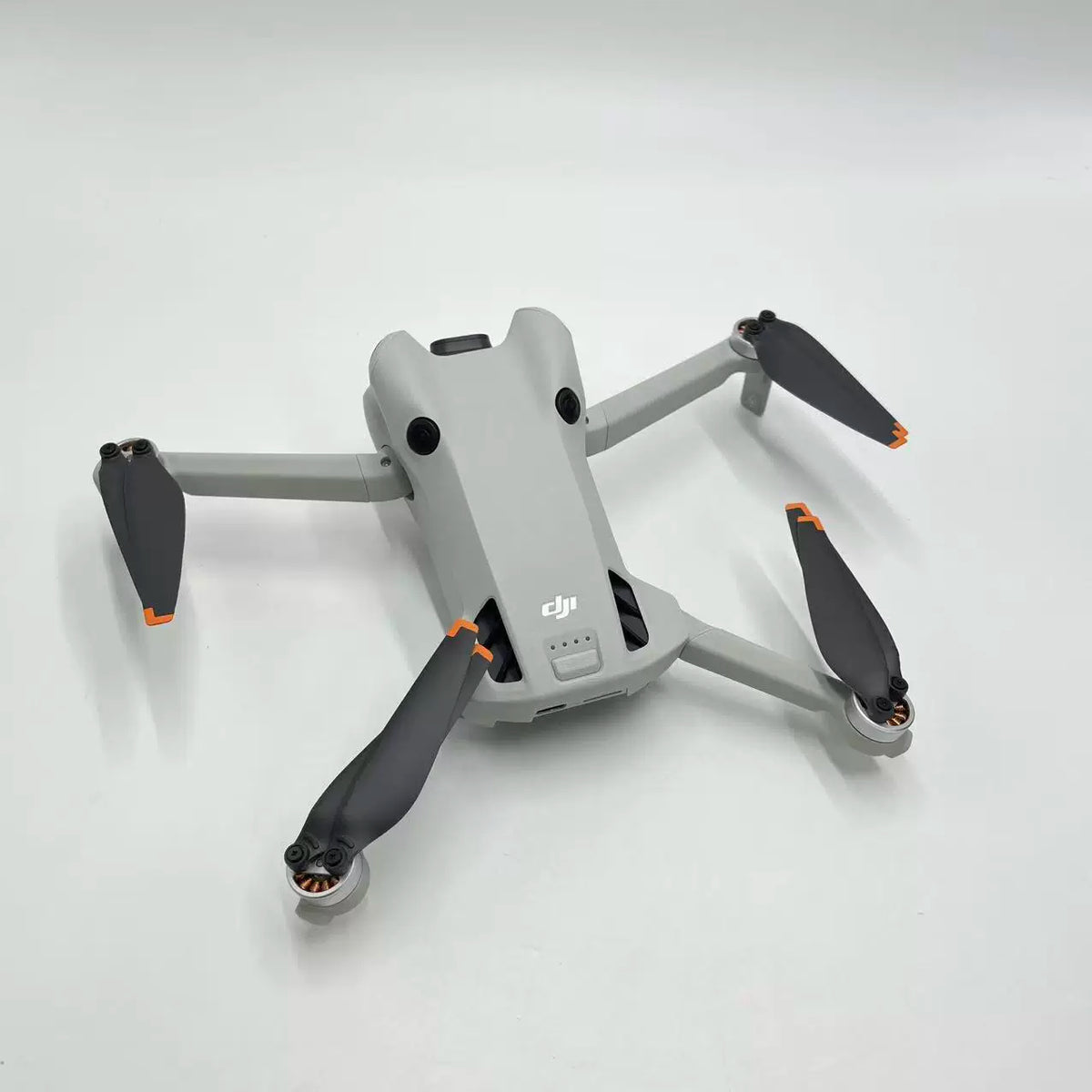 DJI Mini 4 Pro Fly More Combo, DJI Care Refresh – open box, grade B – photo 4