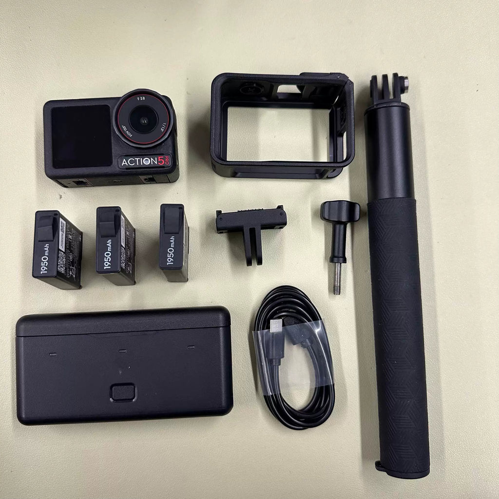 DJI Osmo Action 5 Pro Action Camera Fly More Combo – Used – photo 1