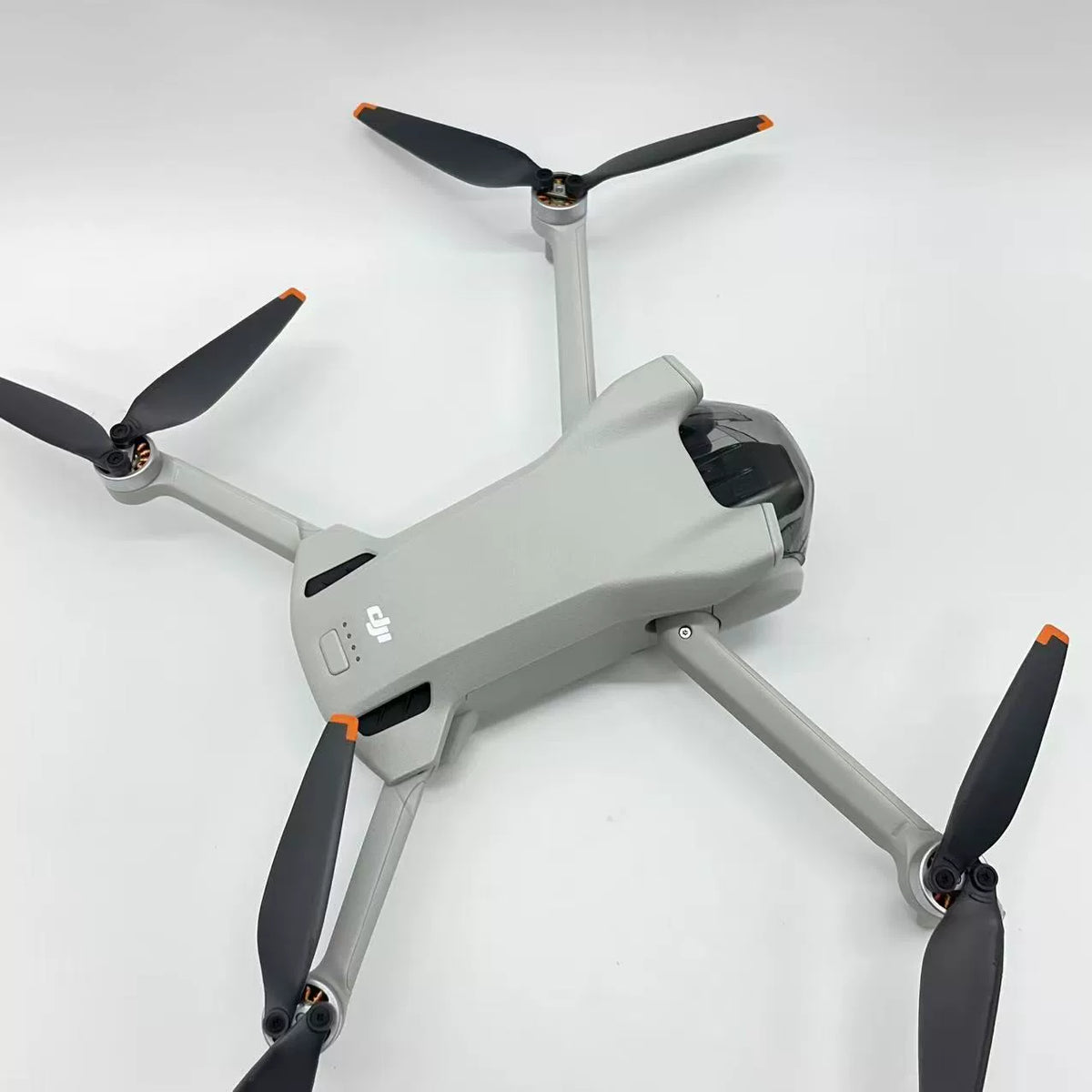 DJI Mini 3 (with Screen Remote (DJI RC)) – open box, grade B – photo 5