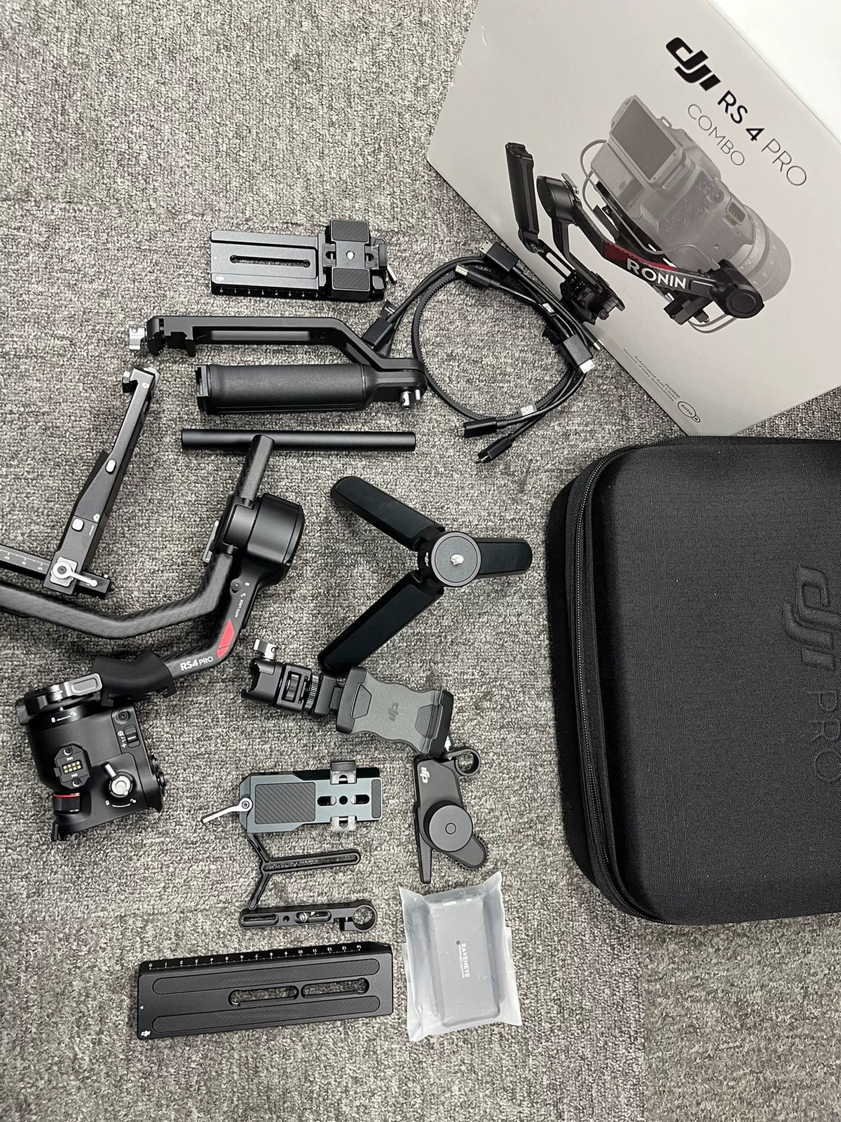 DJI RS 4 Camera Stabilizer Accessory Kit – Used – photo 1