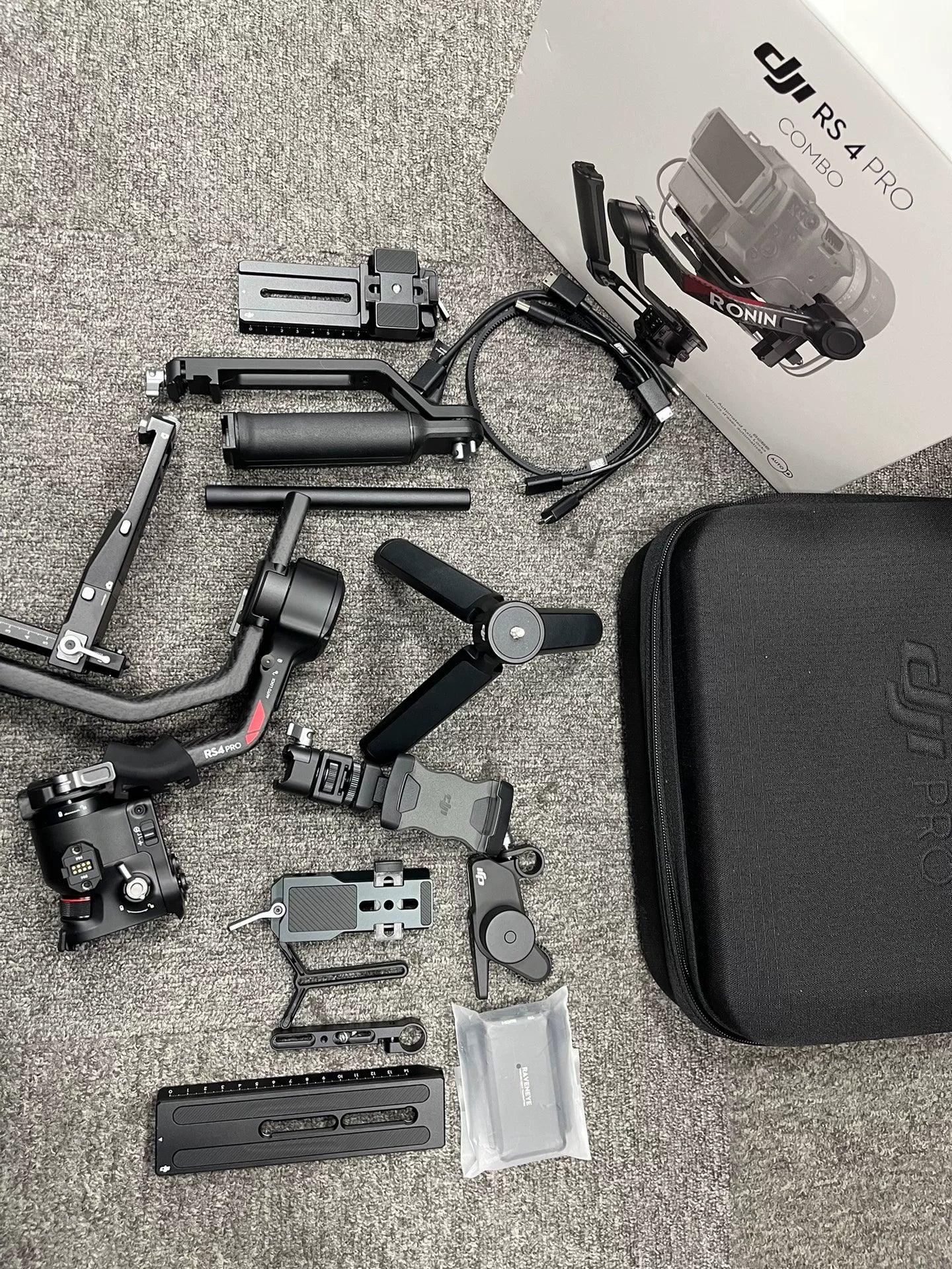DJI RS 4 Camera Stabilizer Accessory Kit – Used – photo 1
