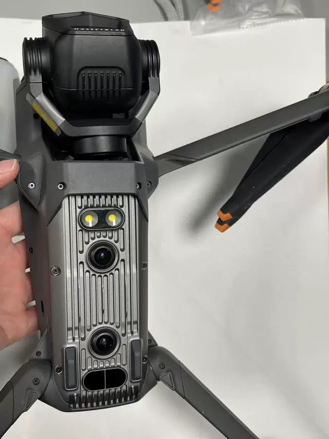 DJI Mavic 3 Pro Drone Screen Remote Combo – Used – photo 2