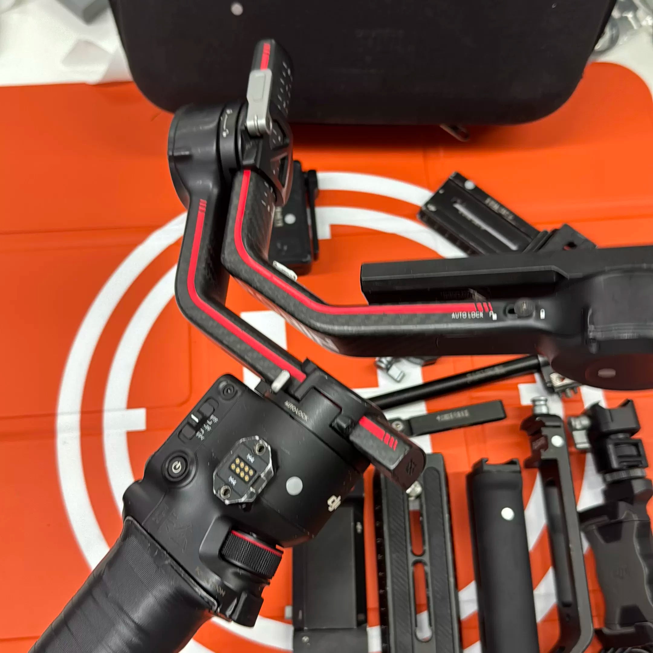 DJI RS 3 Pro Camera Stabilizer Real-Time Monitoring – Used – photo 5