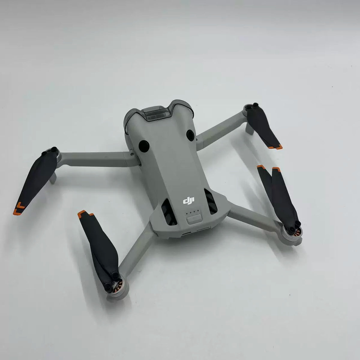DJI Mini 4 Pro Plus Battery Fly More Combo – open box, grade B – photo 4