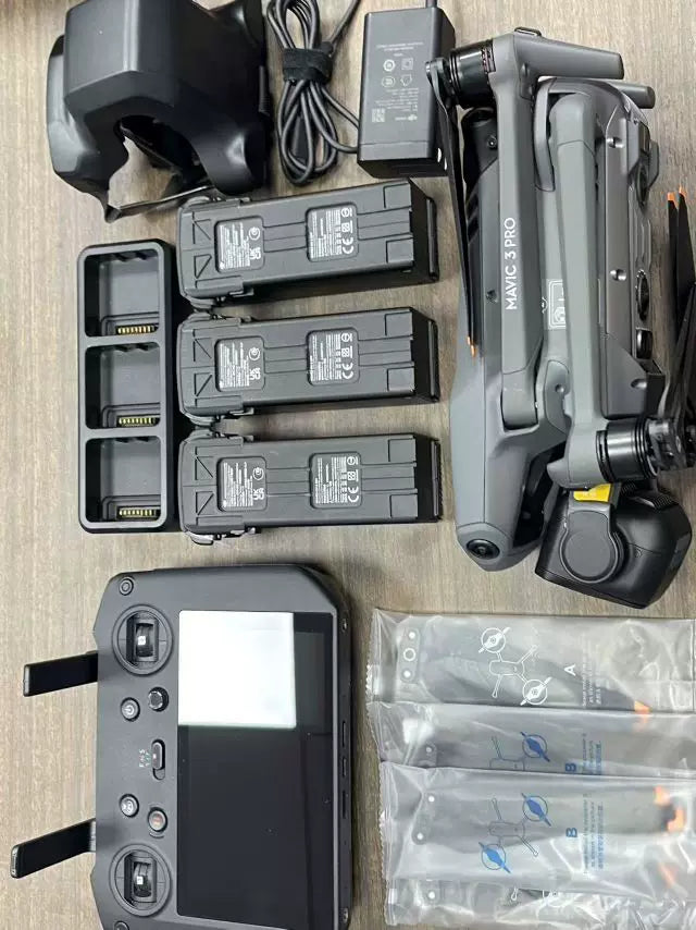 DJI RC Pro Remote Controller Remote Controller Fly More Combo – Used – photo 2