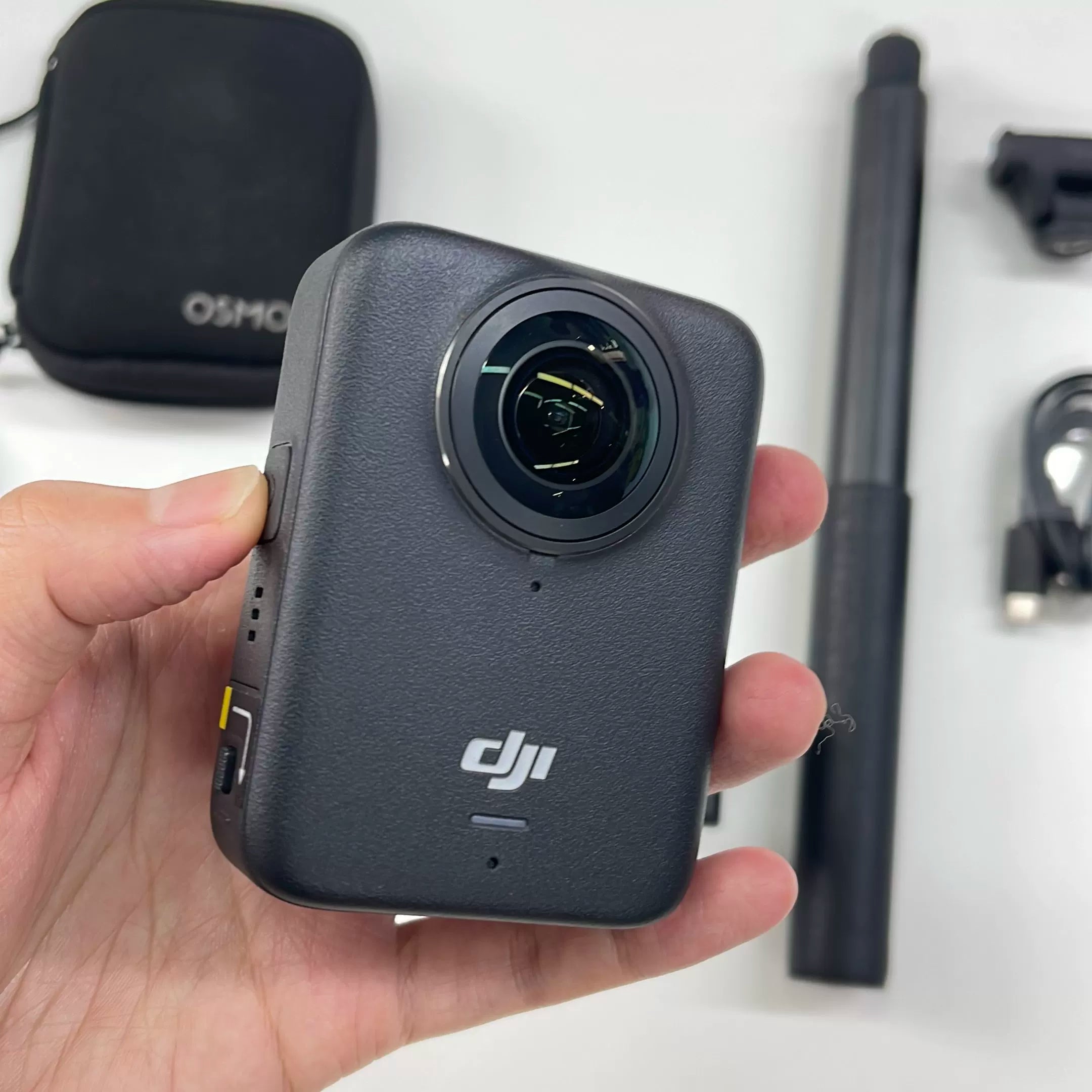 DJI Osmo 360 360 Camera 3-Battery Adventure Combo – Used #3 – photo 5