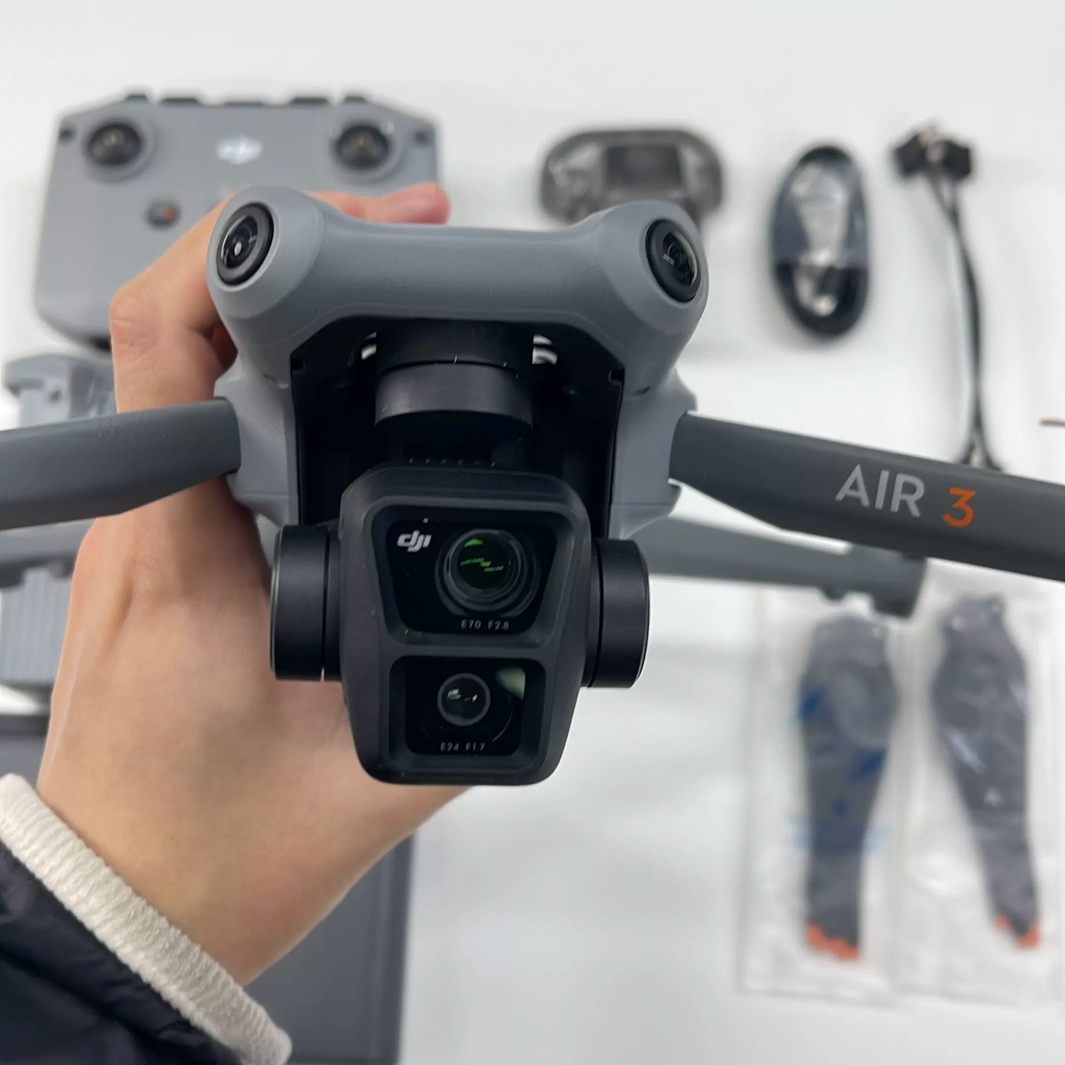DJI Air 3 Drone 3-Battery Combo – Used – photo 5