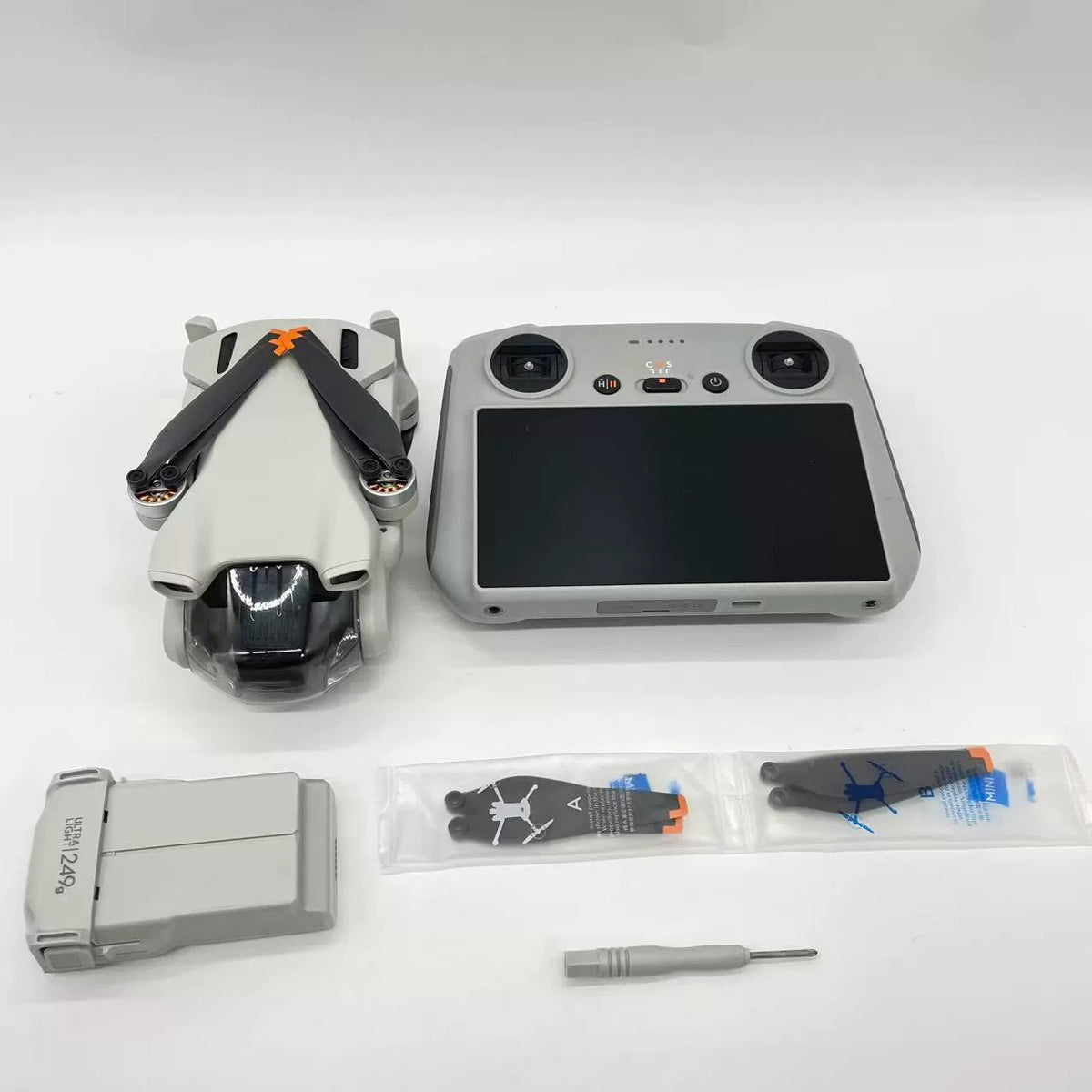 DJI Mini 3 (with Screen Remote (DJI RC)) – open box, grade B – photo 1