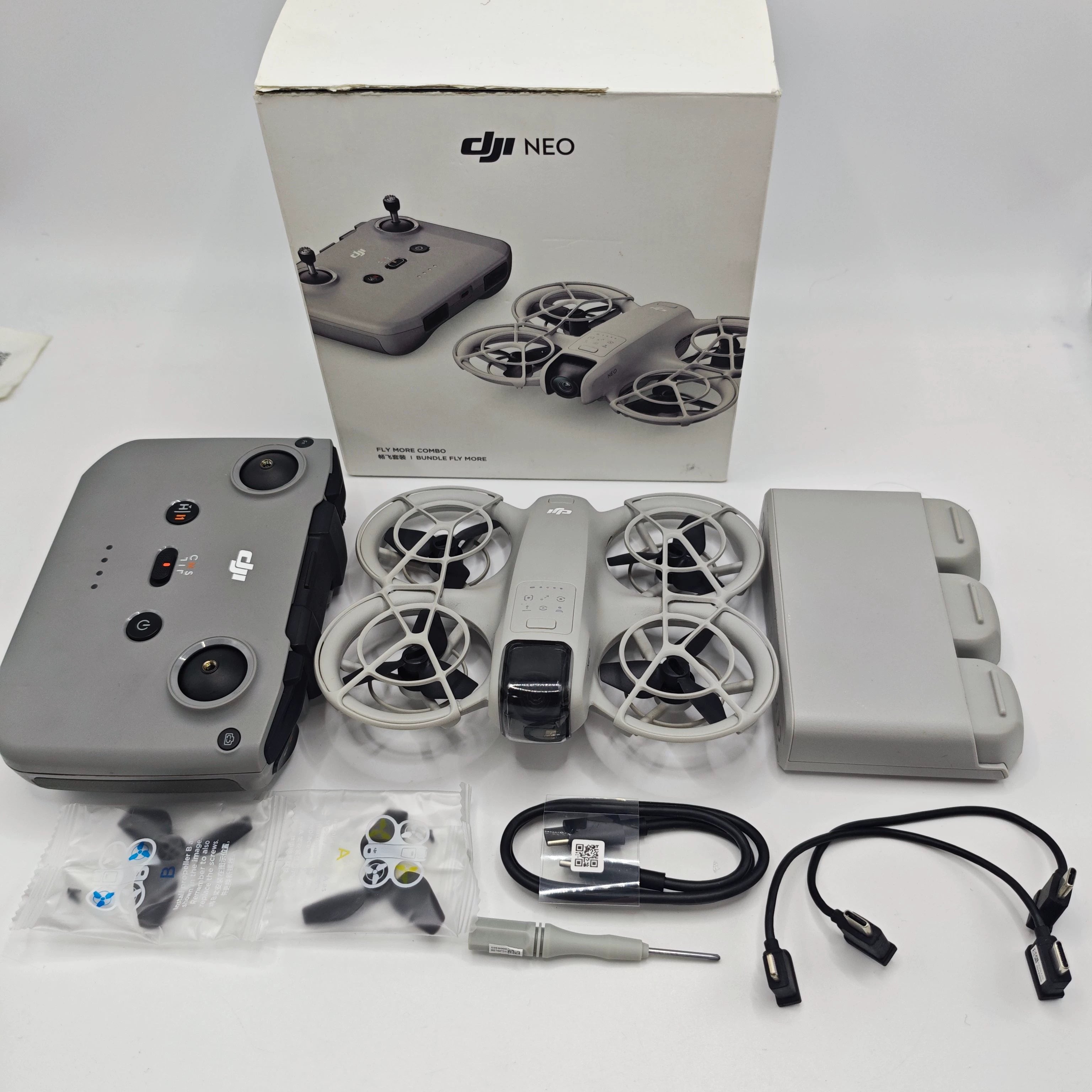 DJI Camera/Drone - 99 DJI Neo