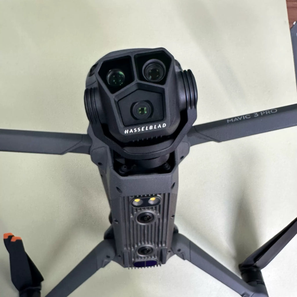 DJI Mavic 3 Pro Drone Standard Combo – Used – photo 4