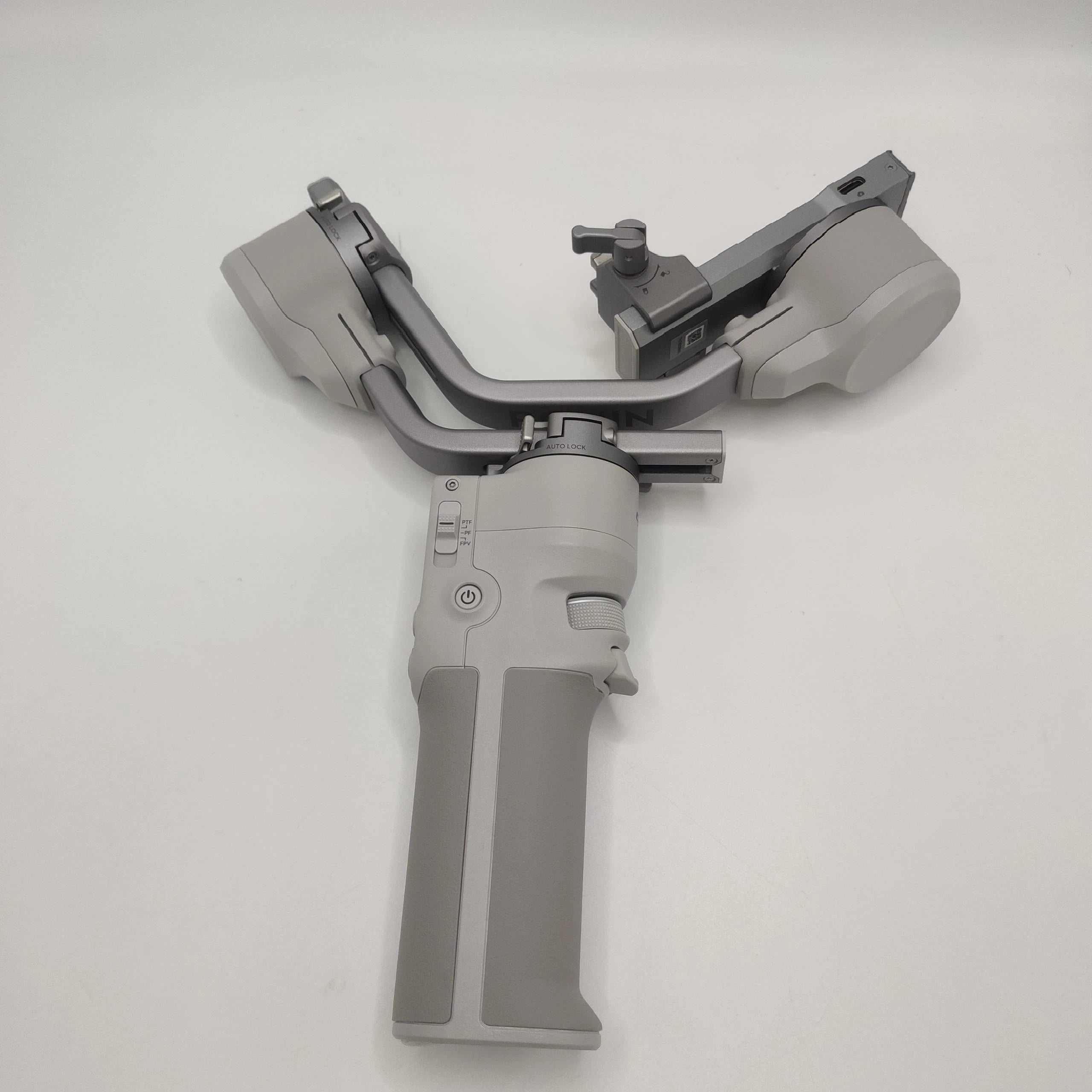 DJI RS 4 Mini - 95 DJI RS 4 Min image 3