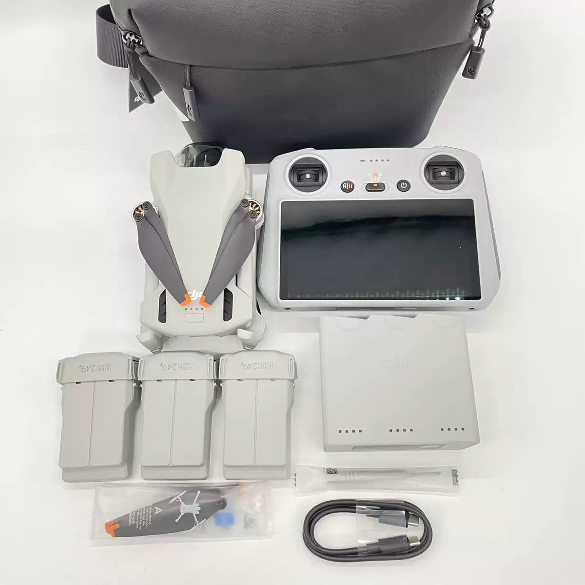 DJI Mini 3 (with Screen Remote (DJI RC)) – open box, grade B – photo 1