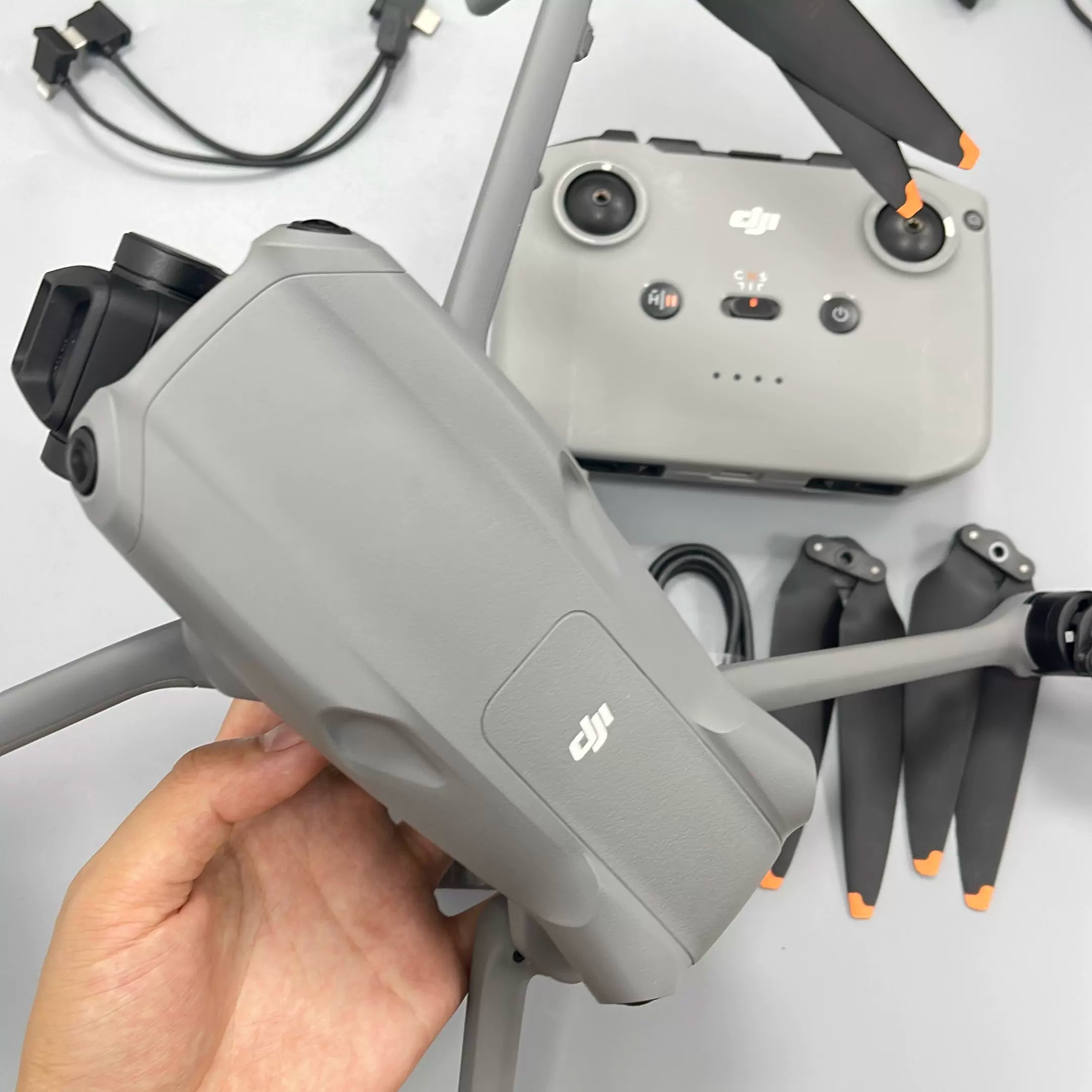 DJI Air 3 Drone Standard Combo – Used #3 – photo 2