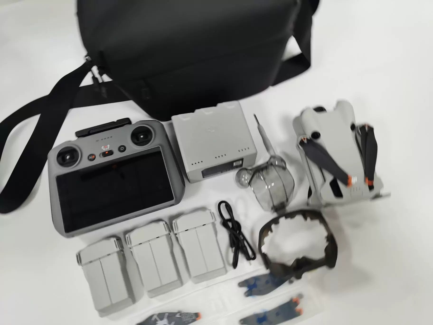 DJI Mini 4 Pro Drone Fly More Combo – Used #20 – photo 1