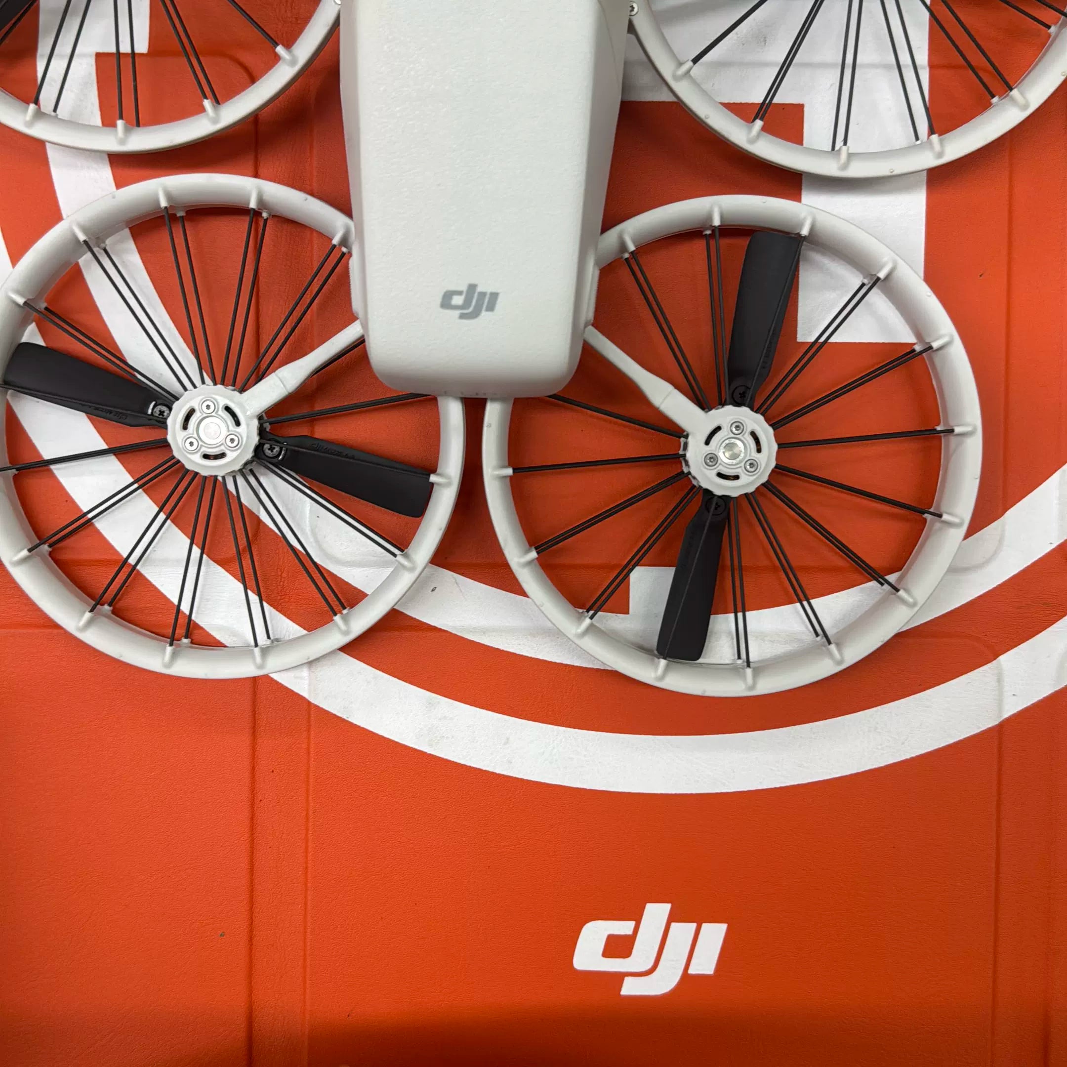 DJI Flip Drone Screen Remote Combo – Used – photo 6