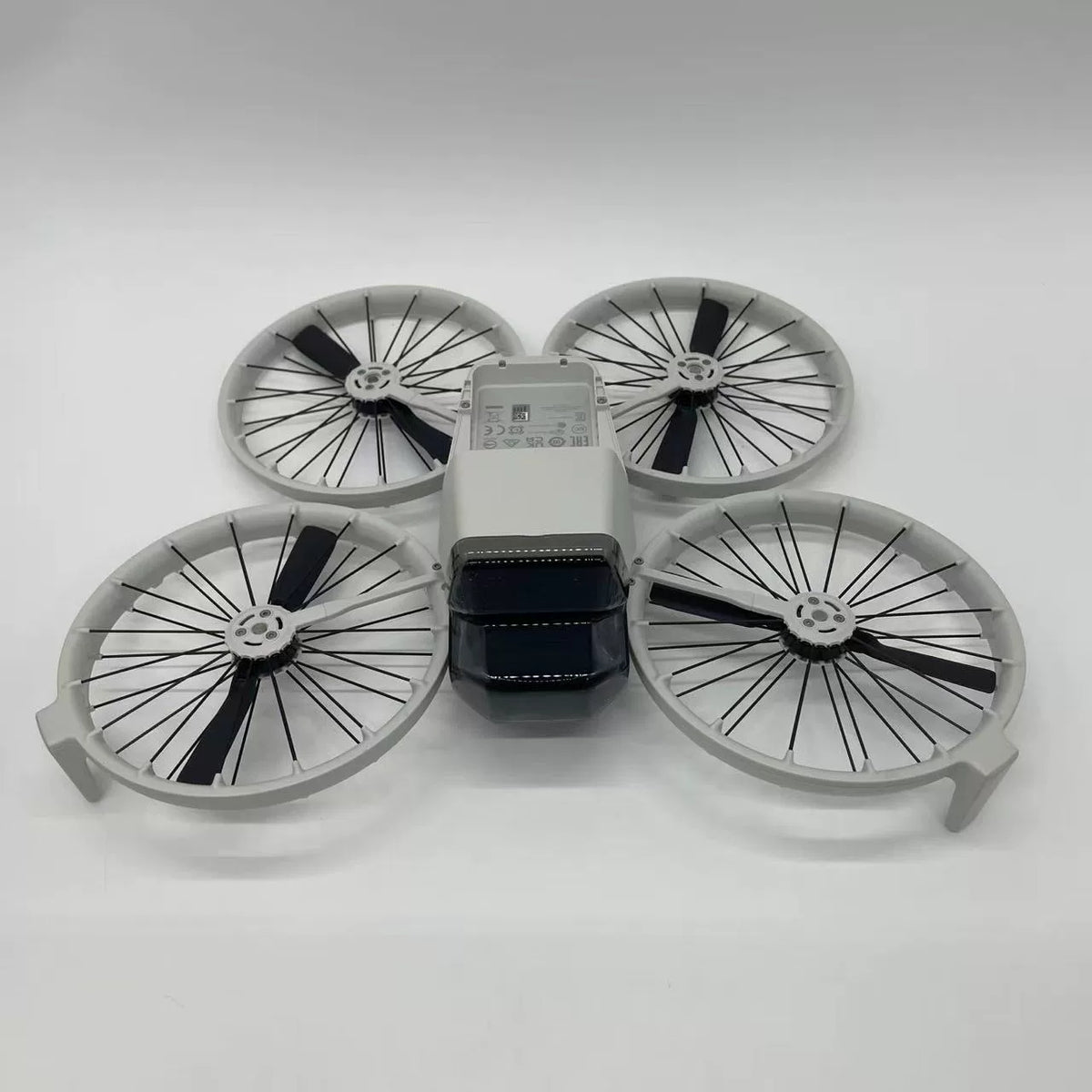 DJI Flip Standard Combo with Screen Remote (DJI RC) Under DJI Warranty – open box, grade B – photo 2