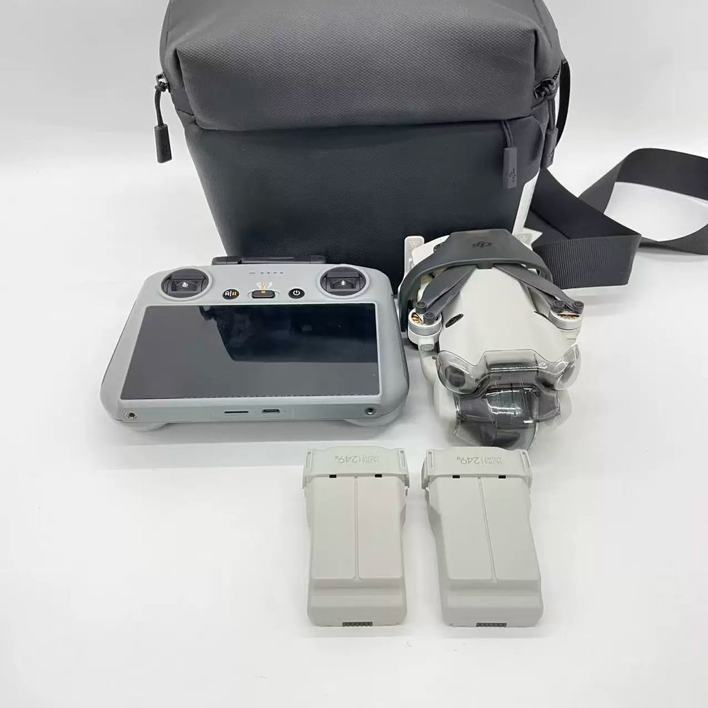 DJI Mini 4 Pro Combo with Screen Remote (DJI RC) – open box, grade B – photo 2