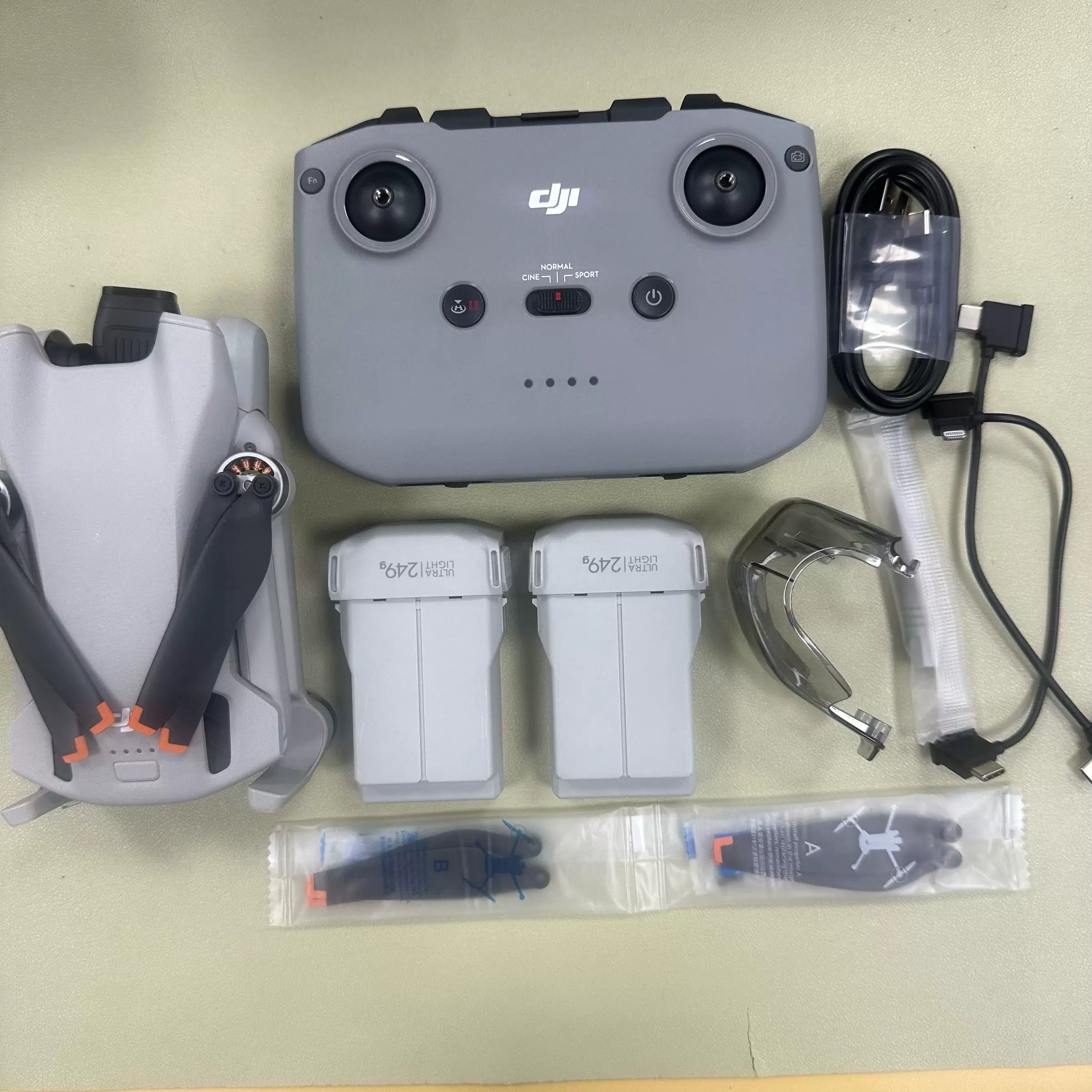 DJI Mini 3 Drone Dual Battery Combo – Used – photo 1