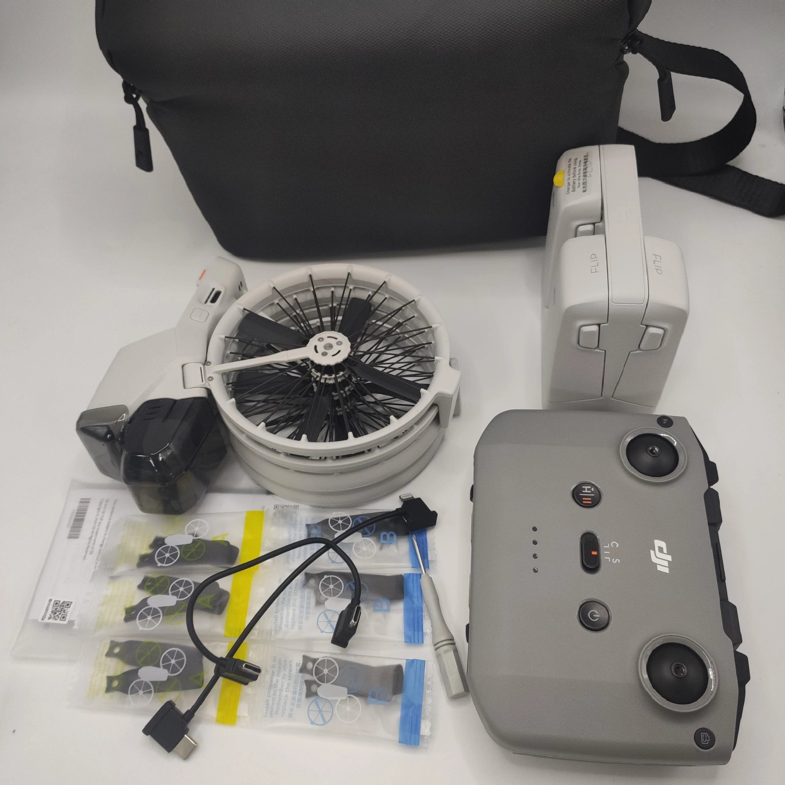 DJI Flip - 99 DJI Flip