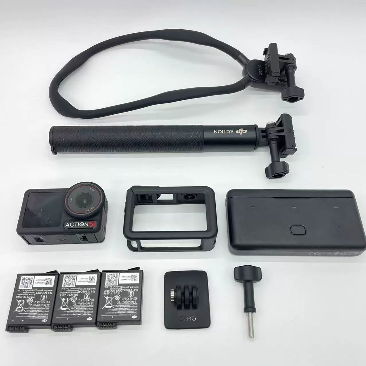 DJI Osmo Action 5 Pro Adventure Combo, DJI Care Refresh (transferable) – open box, grade B – photo 1