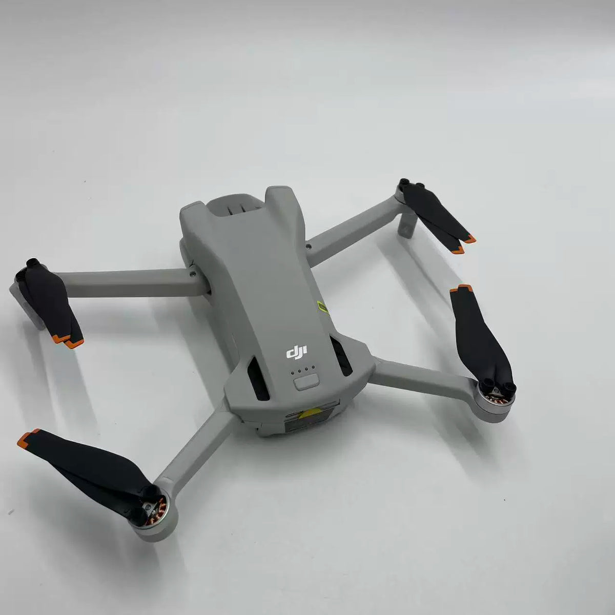 DJI Mini 3 Standard Combo (Under DJI Warranty) – open box, grade A – photo 4