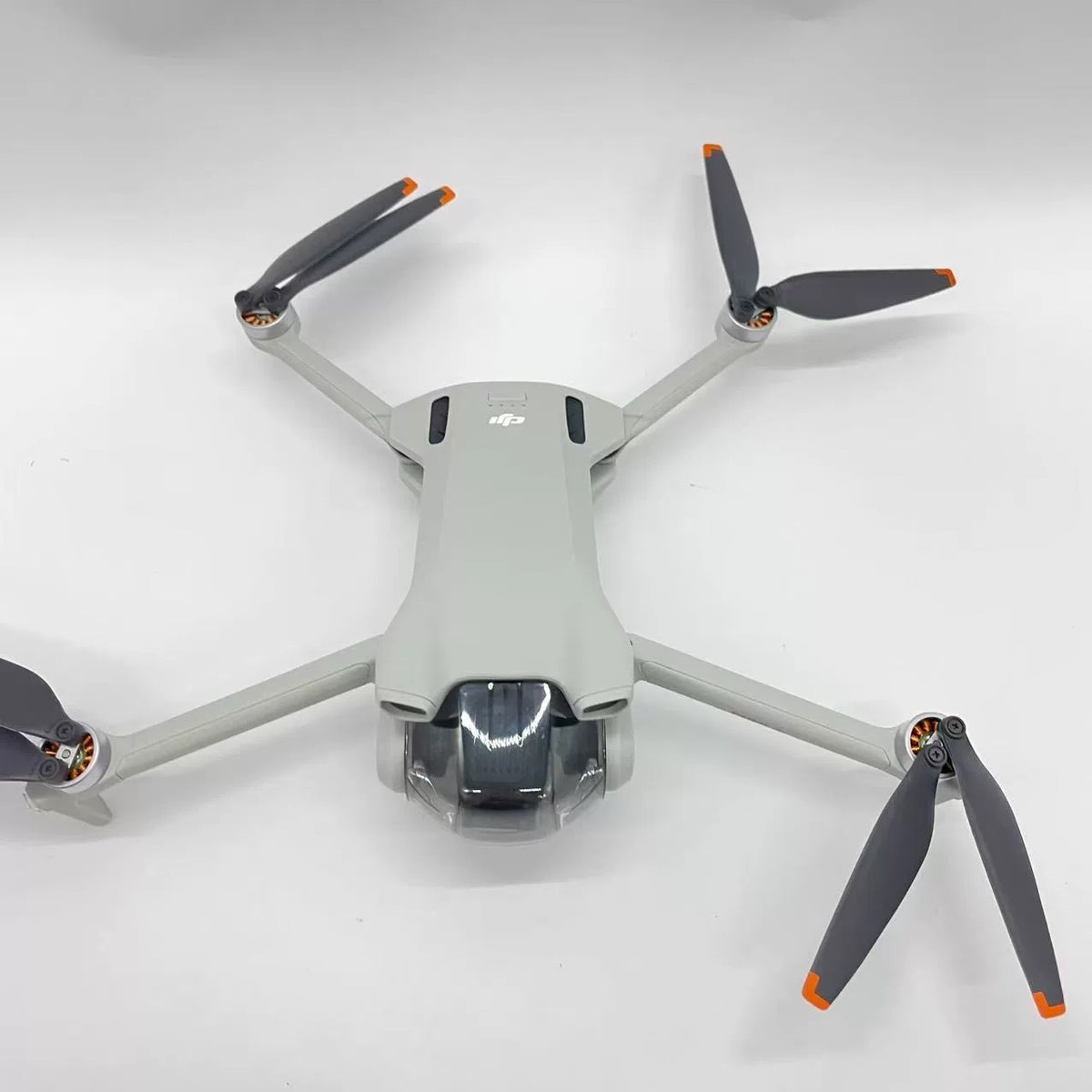 DJI Mini 3 (with Screen Remote (DJI RC)) – open box, grade B – photo 2