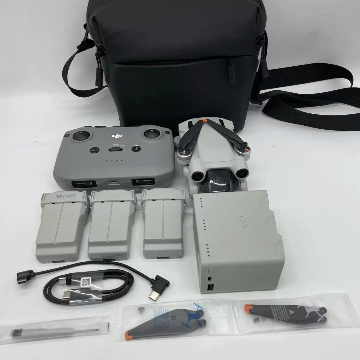 DJI Mini 3 Pro with Screen Remote (DJI RC) – open box, grade B – photo 3