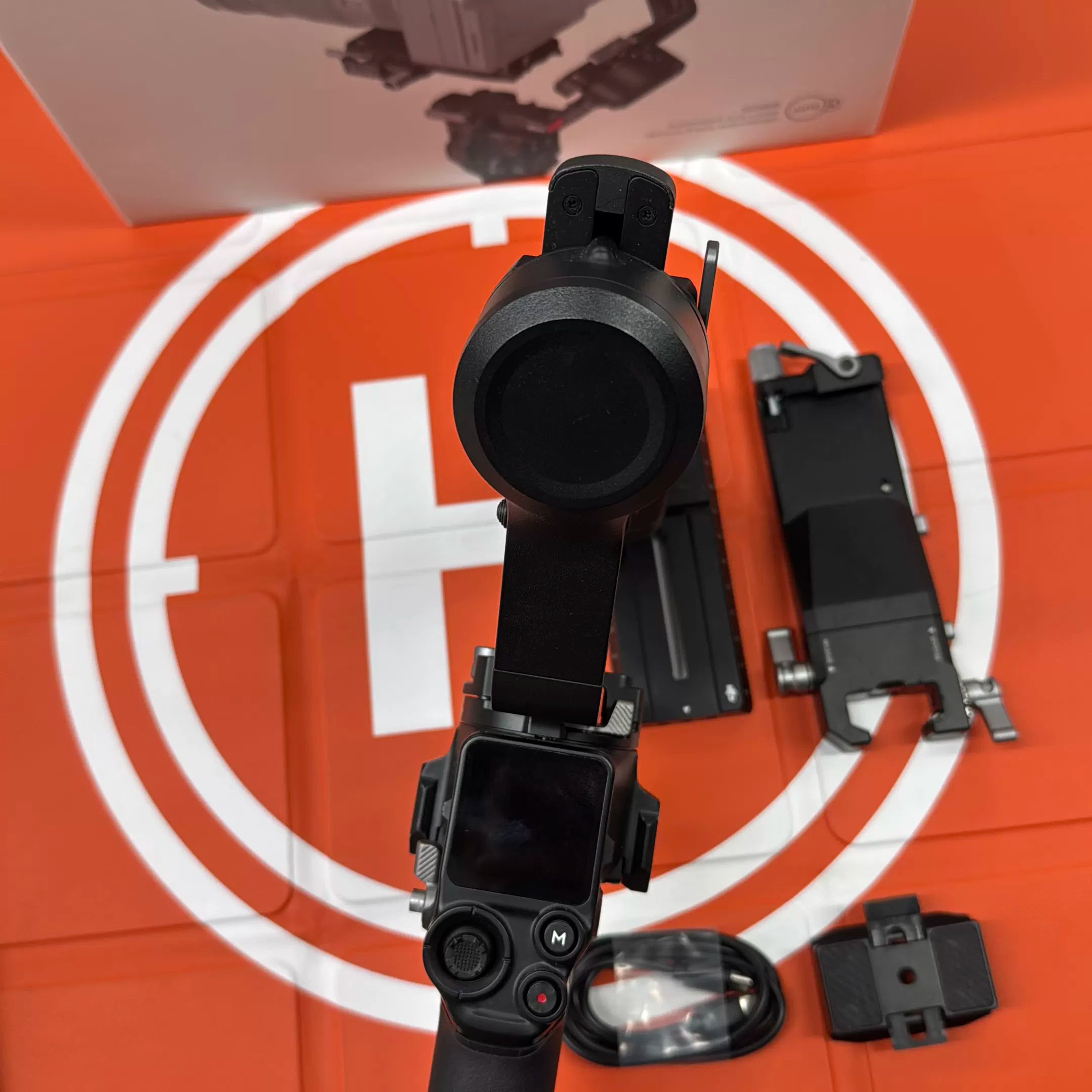 DJI RS 4 Camera Stabilizer Real-Time Monitoring – Used – photo 3
