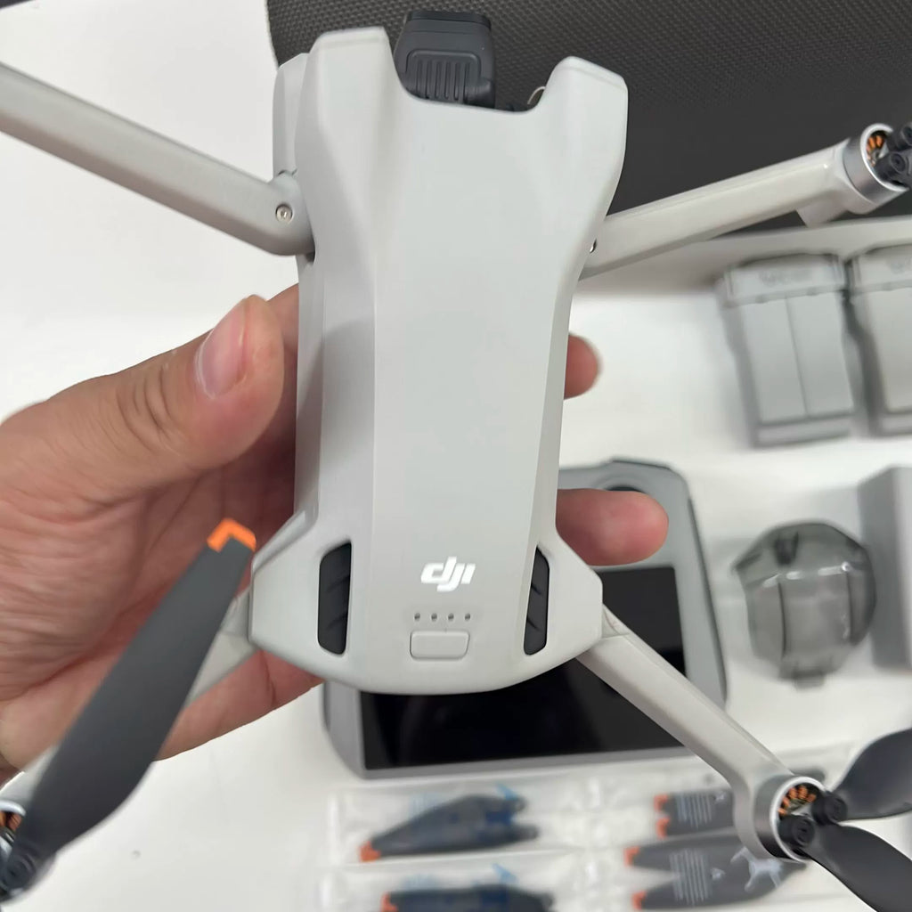 DJI Mini 3 Drone 3-Battery Combo – Used – photo 5