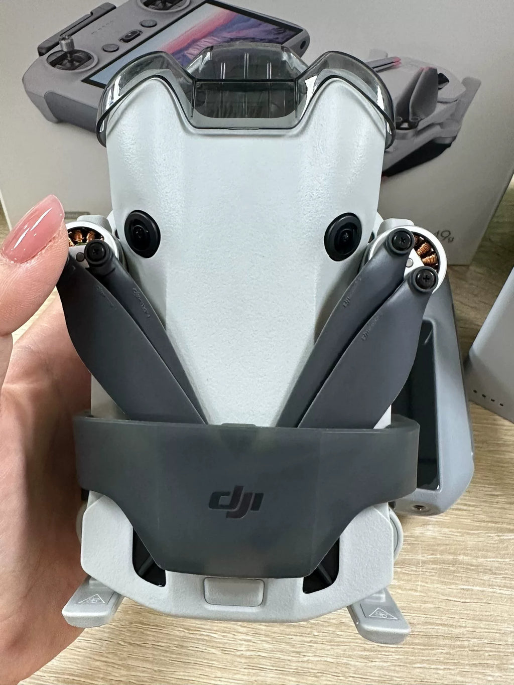 DJI Mini 4 Pro Fly More Combo – open box, grade B – photo 2