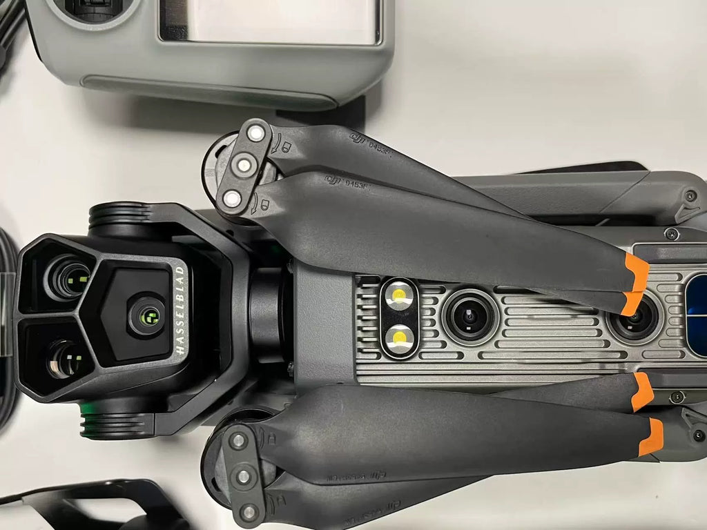 DJI Mavic 3 Pro Drone Screen Remote Combo – Used – photo 6