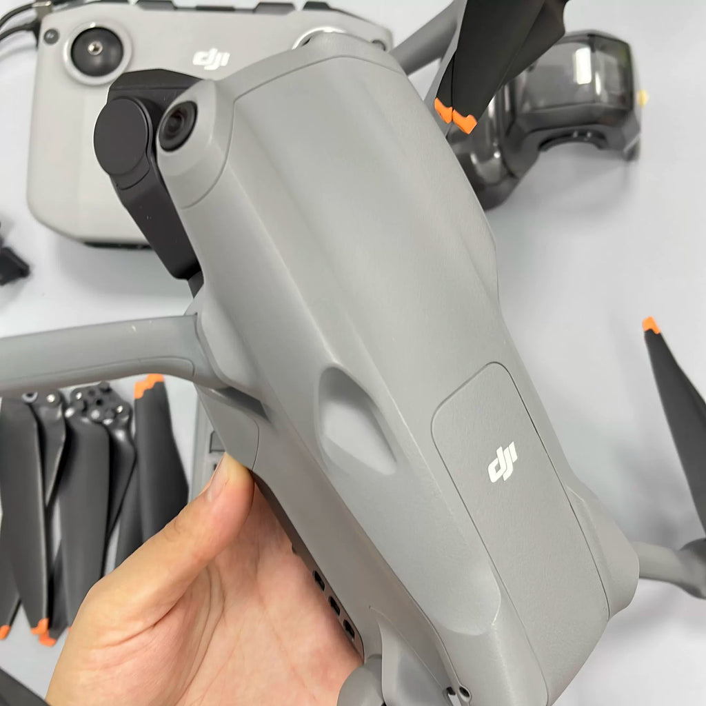 DJI Air 3 Drone Standard Combo – Used – photo 3
