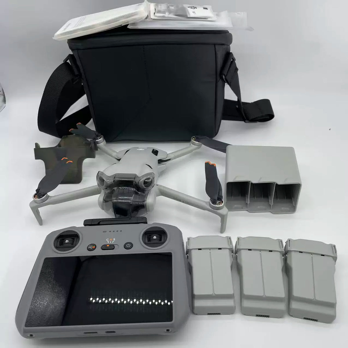 DJI Mini 4 Pro Plus Battery Fly More Combo – open box, grade B – photo 1